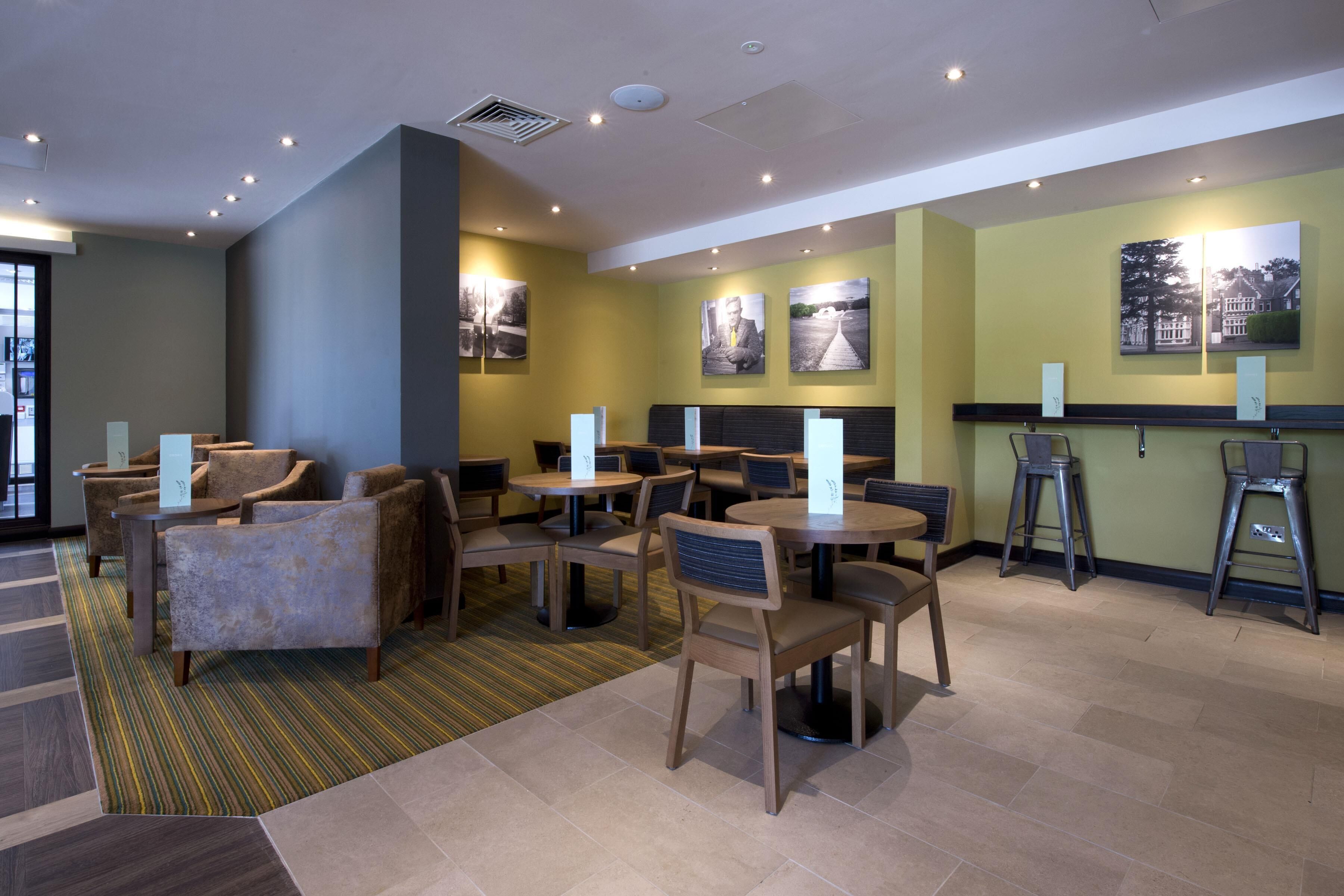 Premier Inn Milton Keynes Central Theatre District Hotel