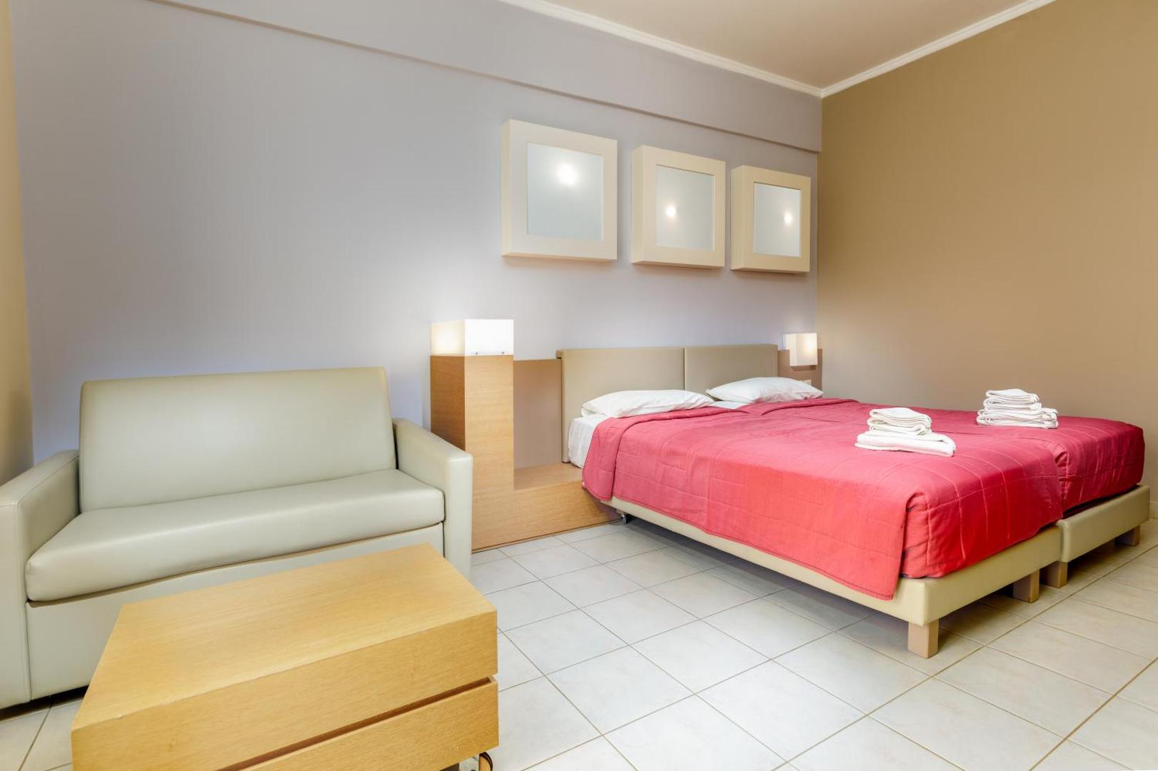 Sovereign Beach Hotel Sovereign Beach Hotel