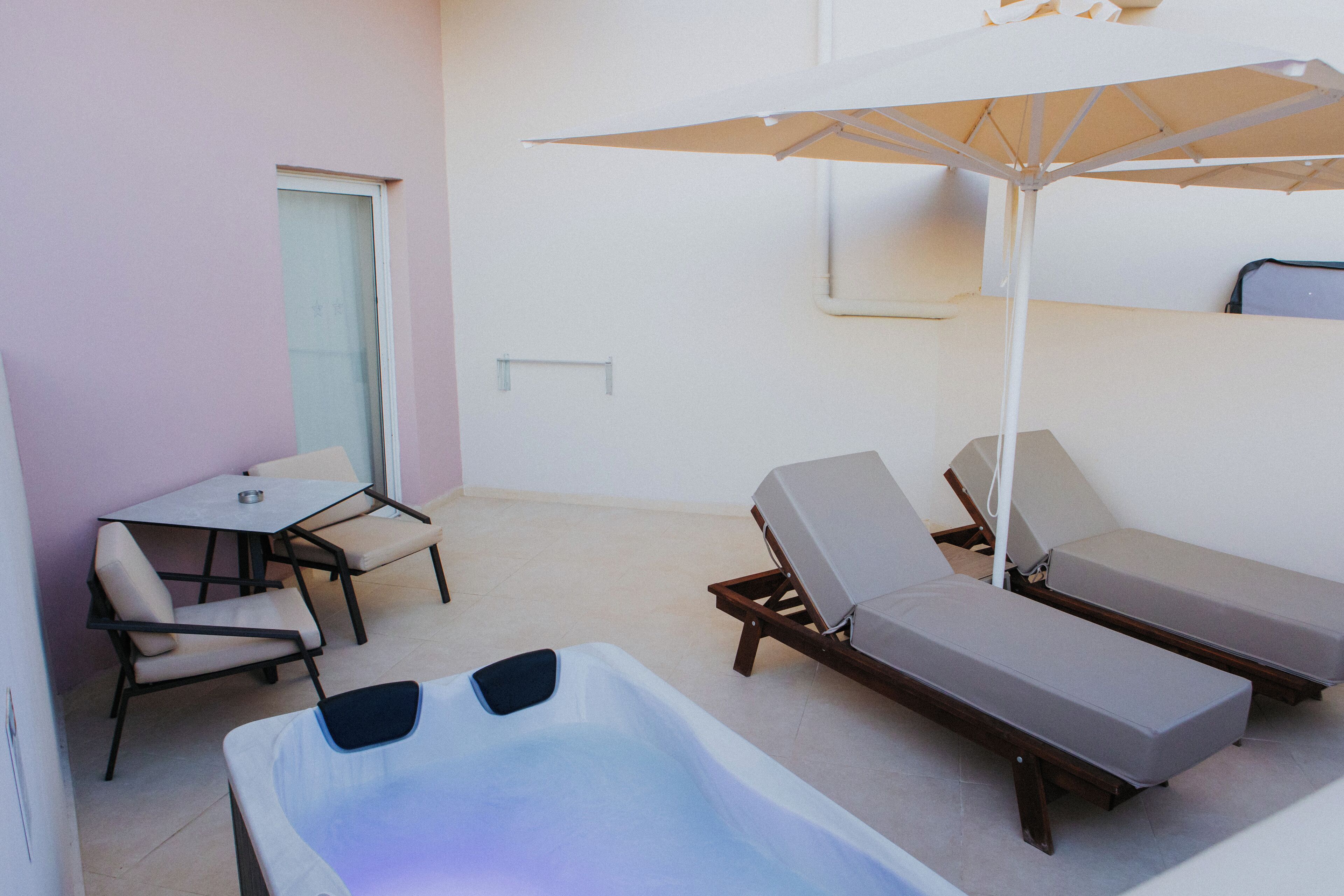 Sovereign Beach Hotel Sovereign Beach Hotel