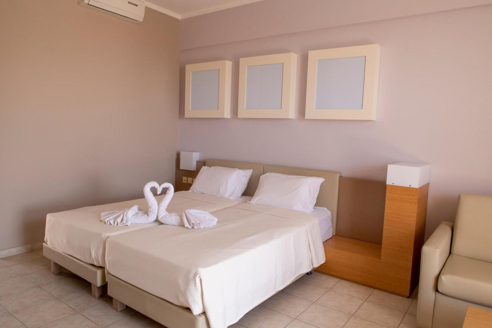Sovereign Beach Hotel Sovereign Beach Hotel