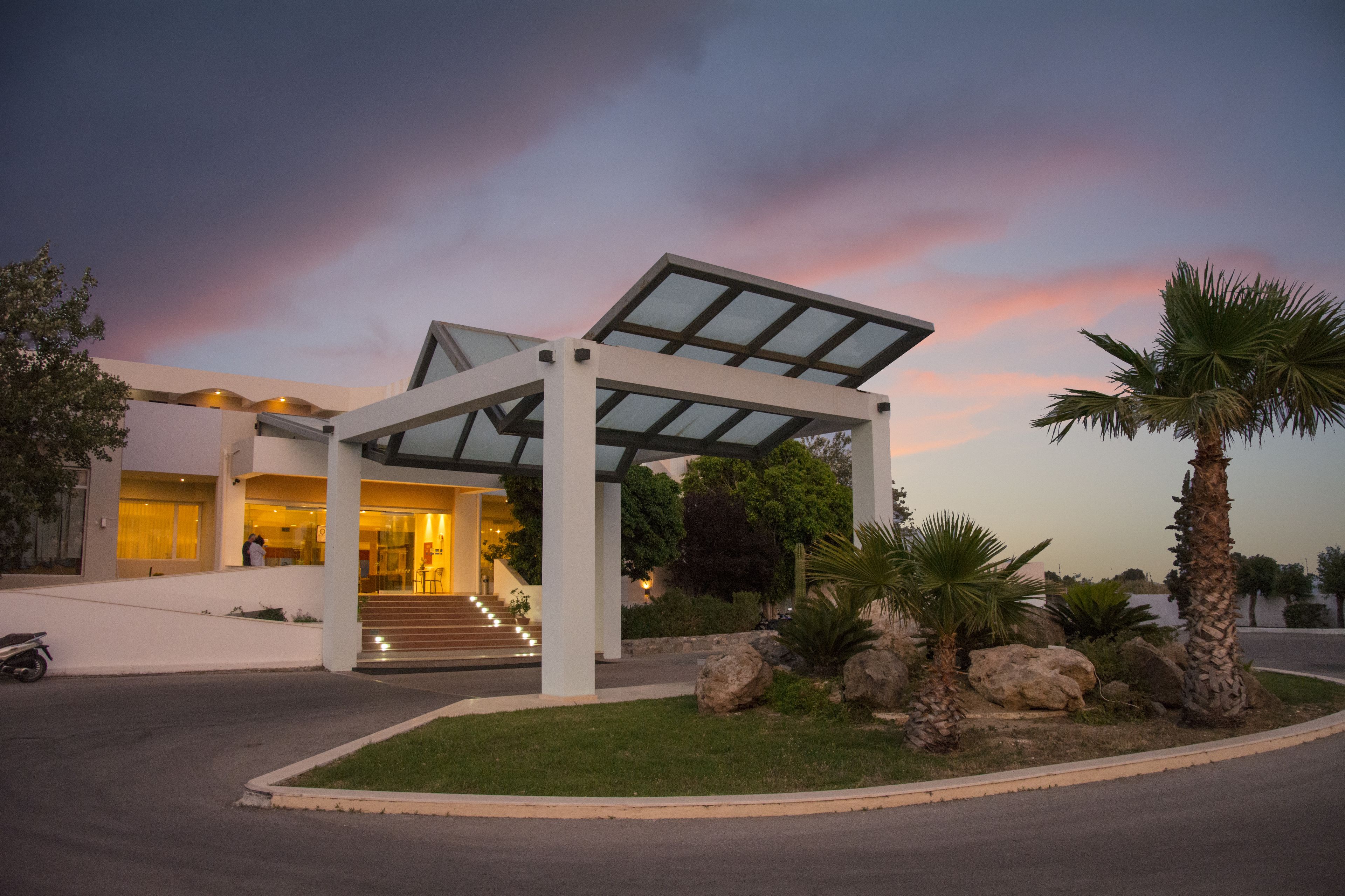 Sovereign Beach Hotel Sovereign Beach Hotel