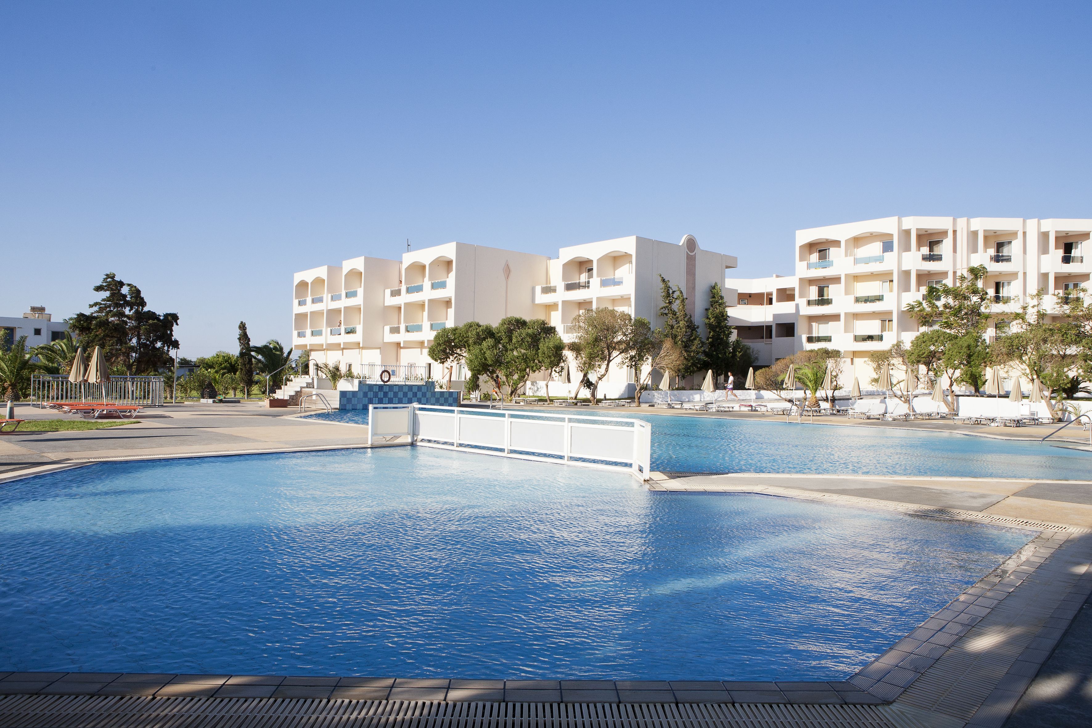 Sovereign Beach Hotel Sovereign Beach Hotel