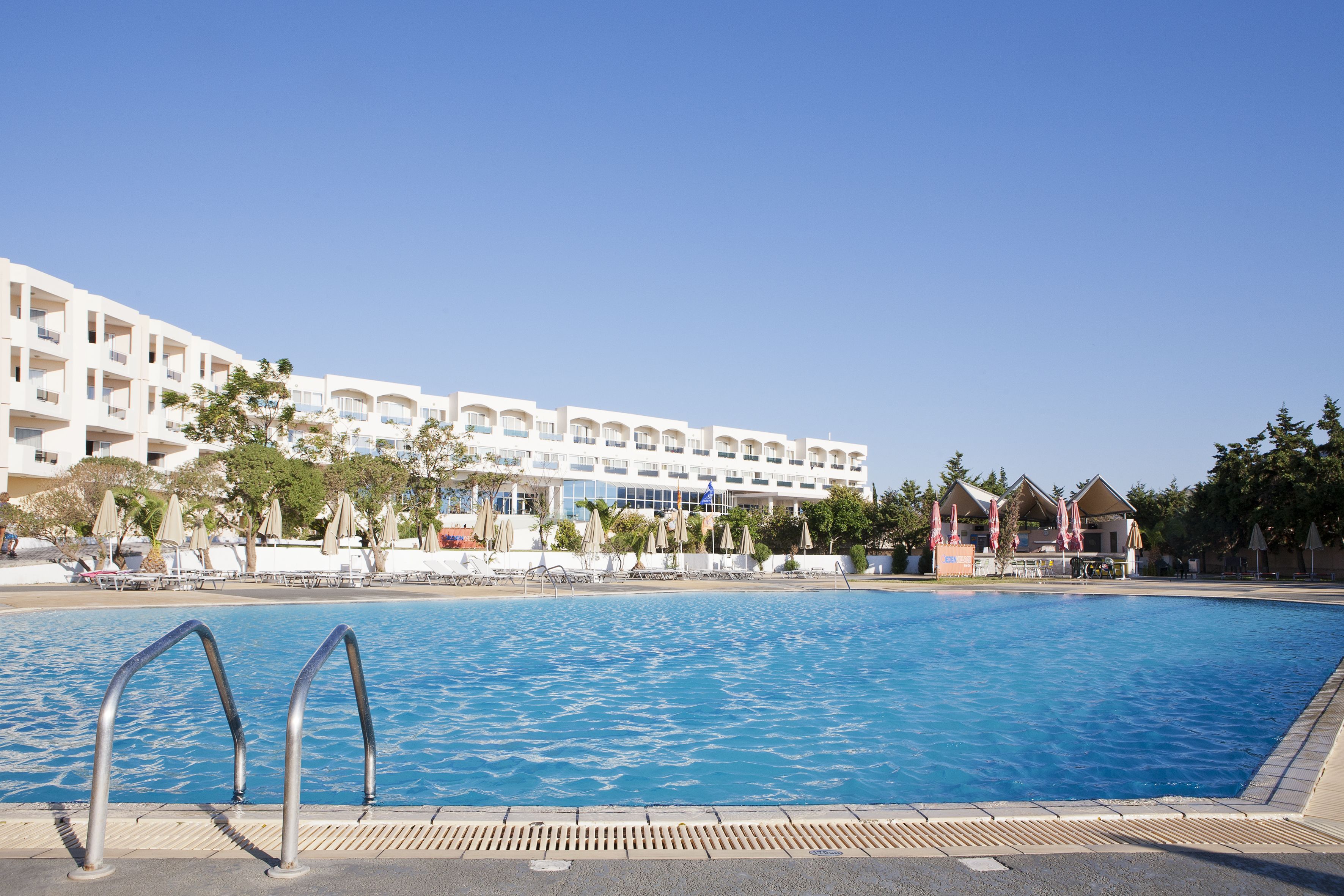 Sovereign Beach Hotel Sovereign Beach Hotel