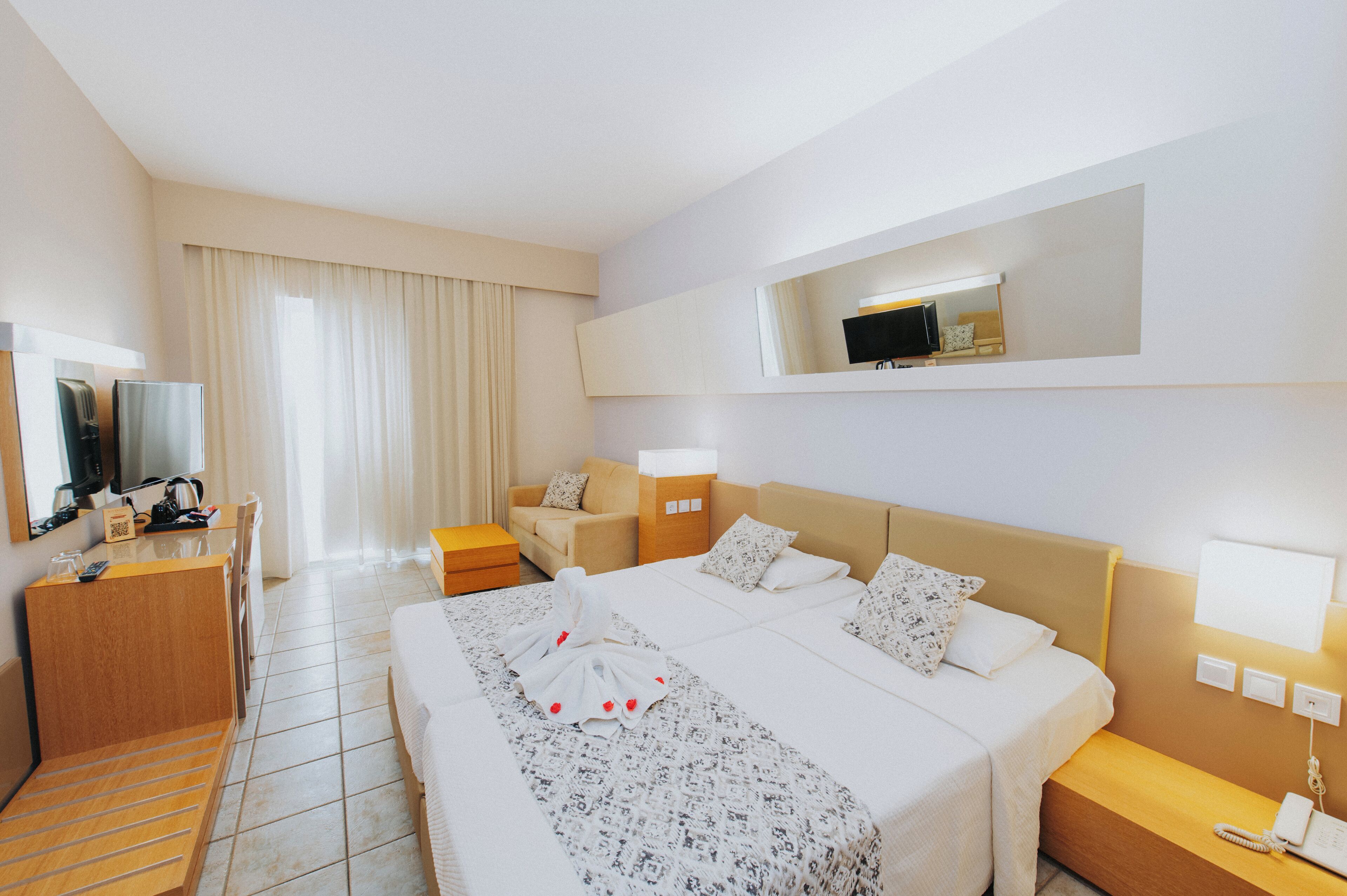 Sovereign Beach Hotel Sovereign Beach Hotel