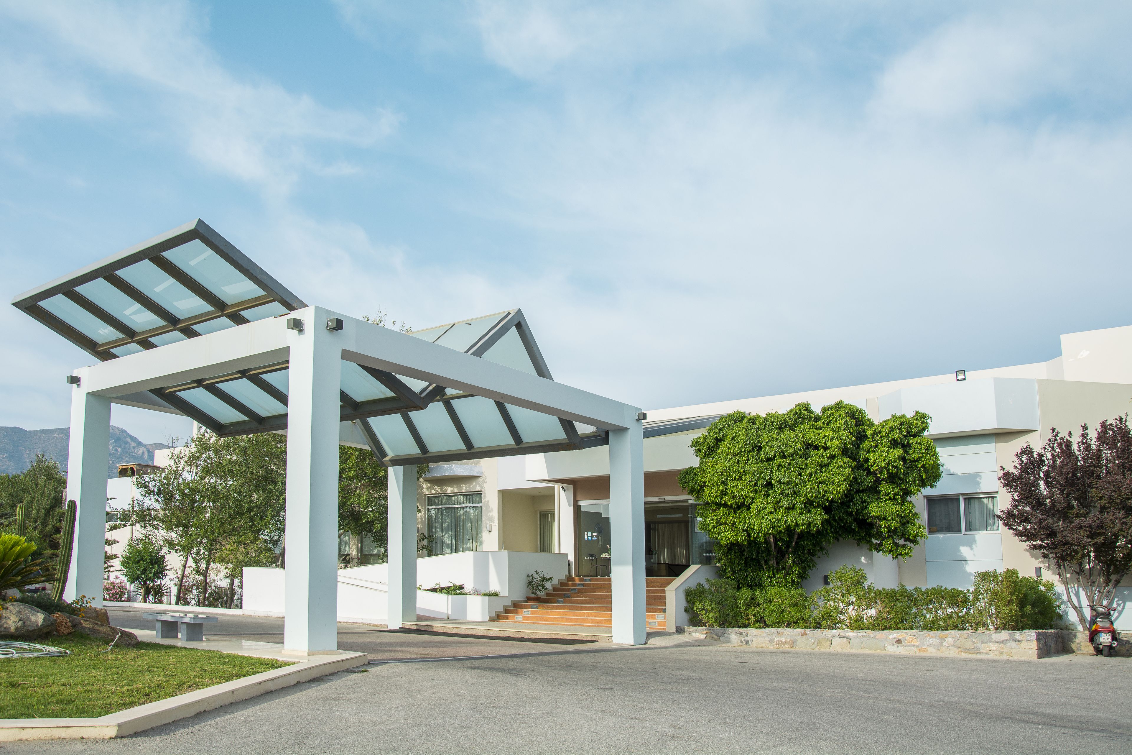 Sovereign Beach Hotel Sovereign Beach Hotel