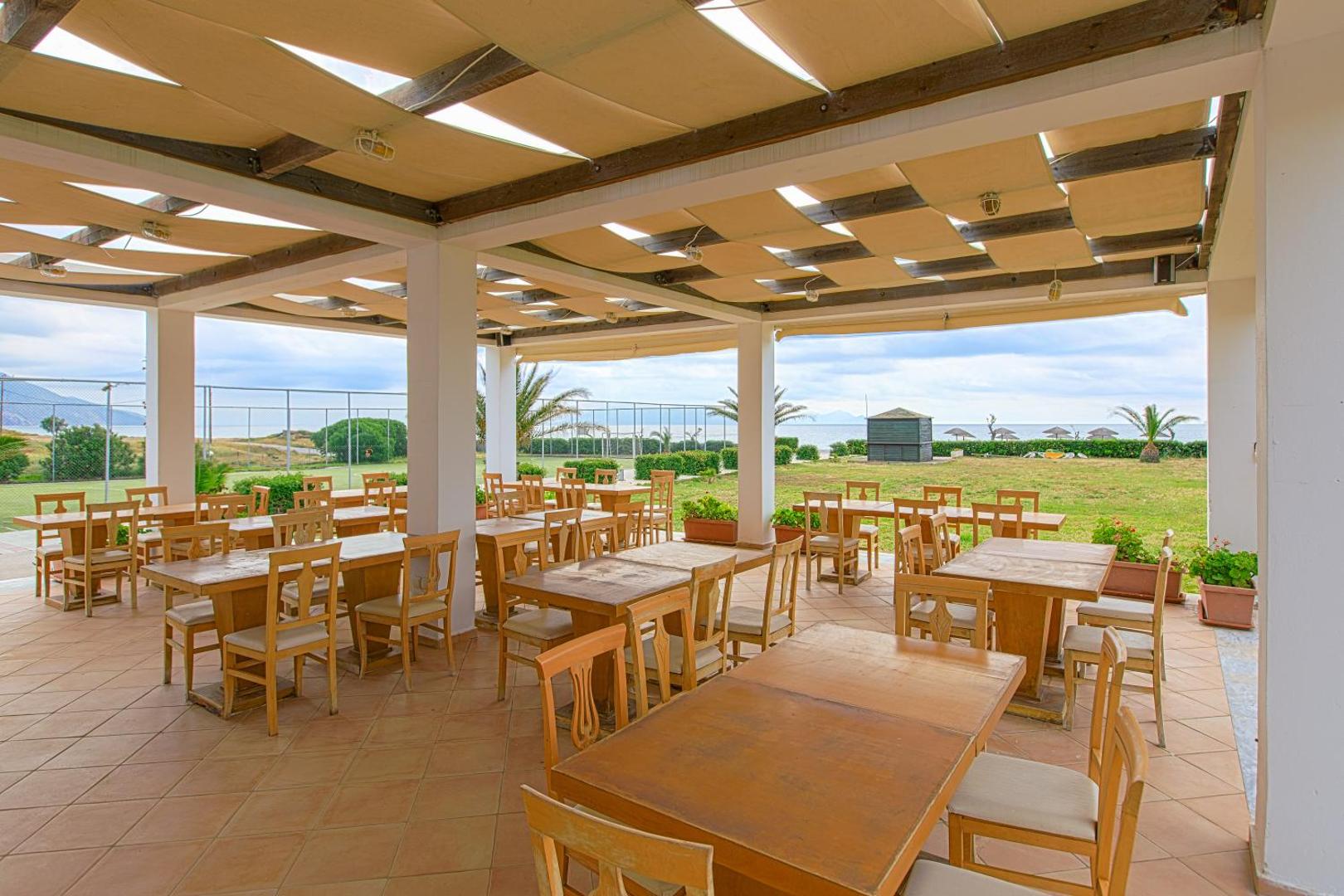 Sovereign Beach Hotel Sovereign Beach Hotel