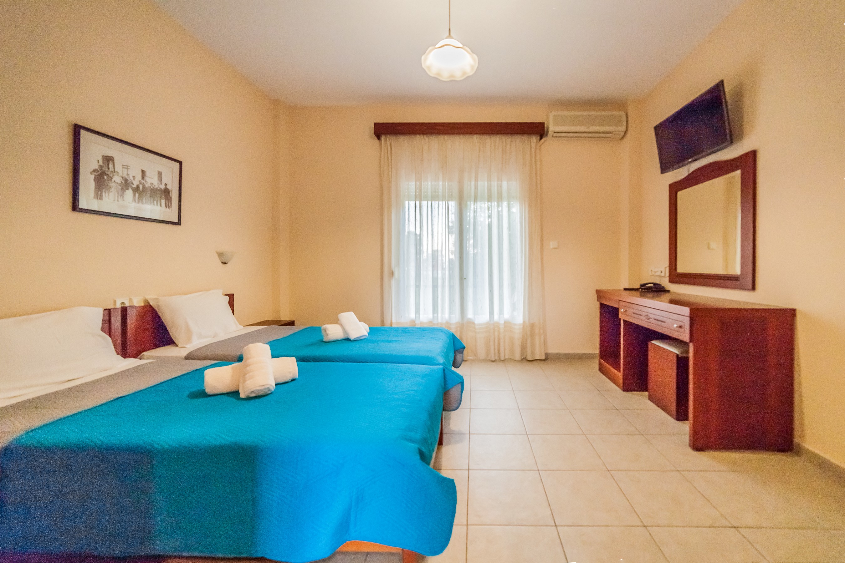 Sintrivanis Beach Hotel