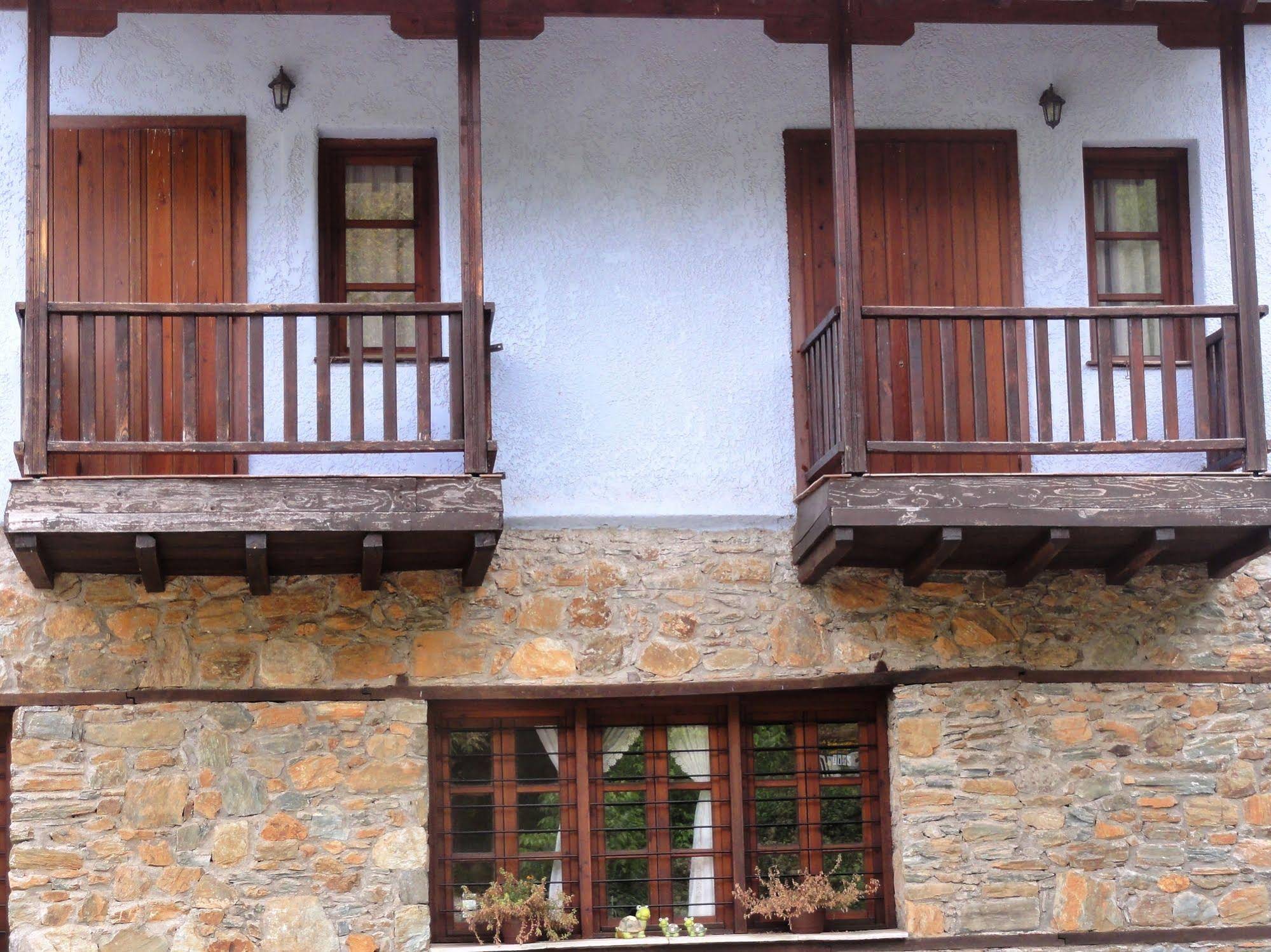 Sintrivanis Mountain Hostel Sintrivanis Mountain Hostel