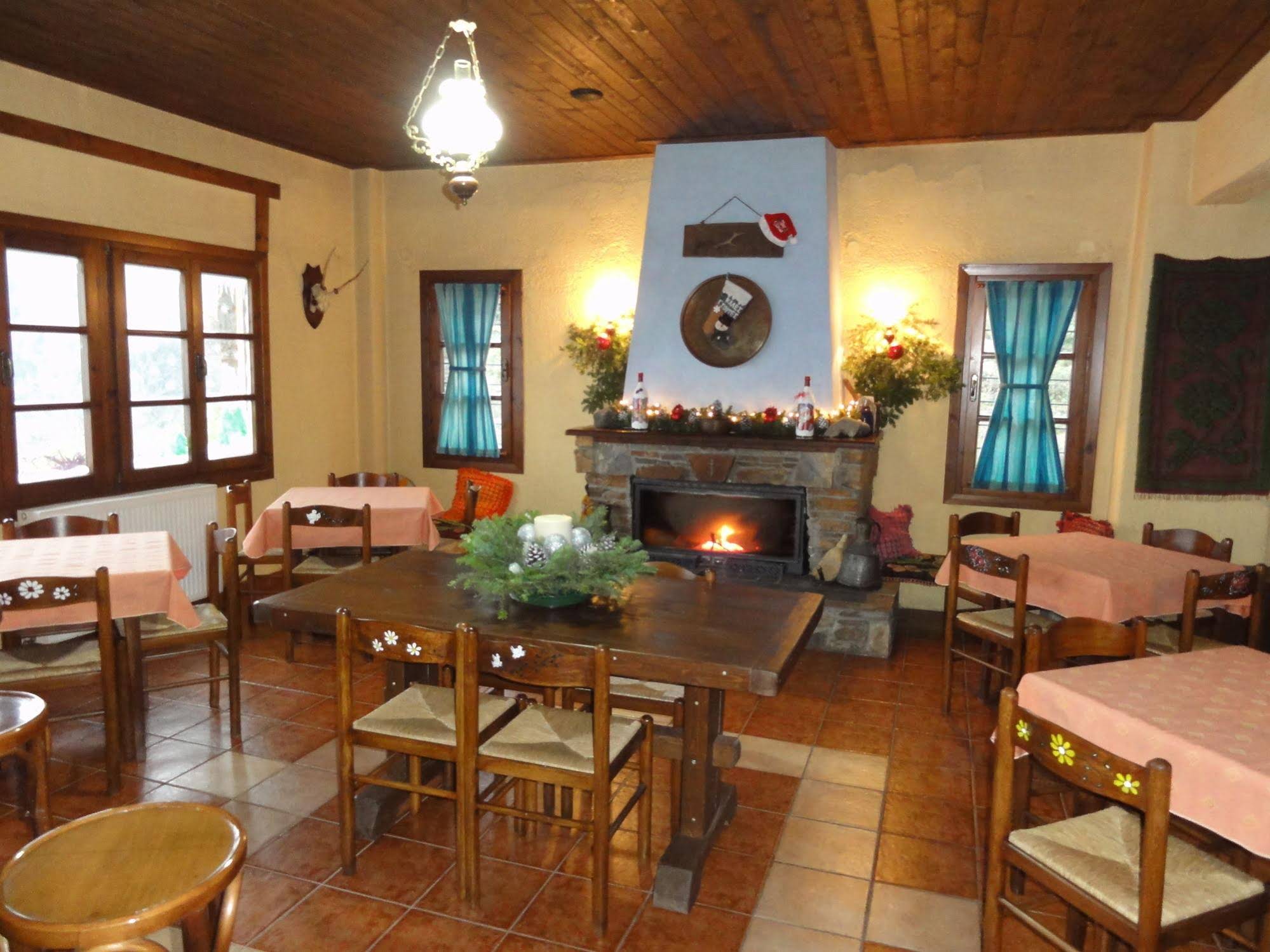 Sintrivanis Mountain Hostel Sintrivanis Mountain Hostel