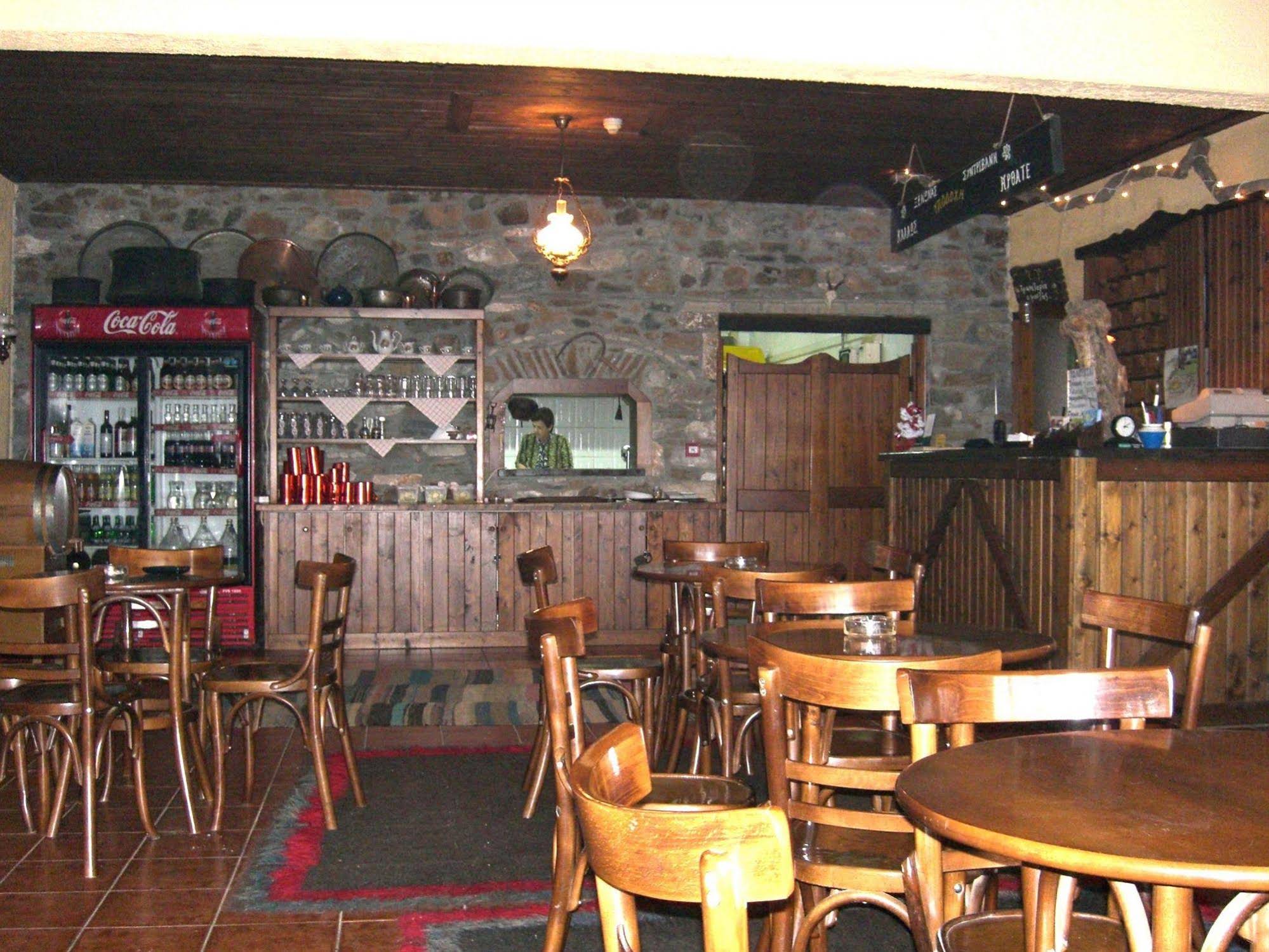 Sintrivanis Mountain Hostel Sintrivanis Mountain Hostel