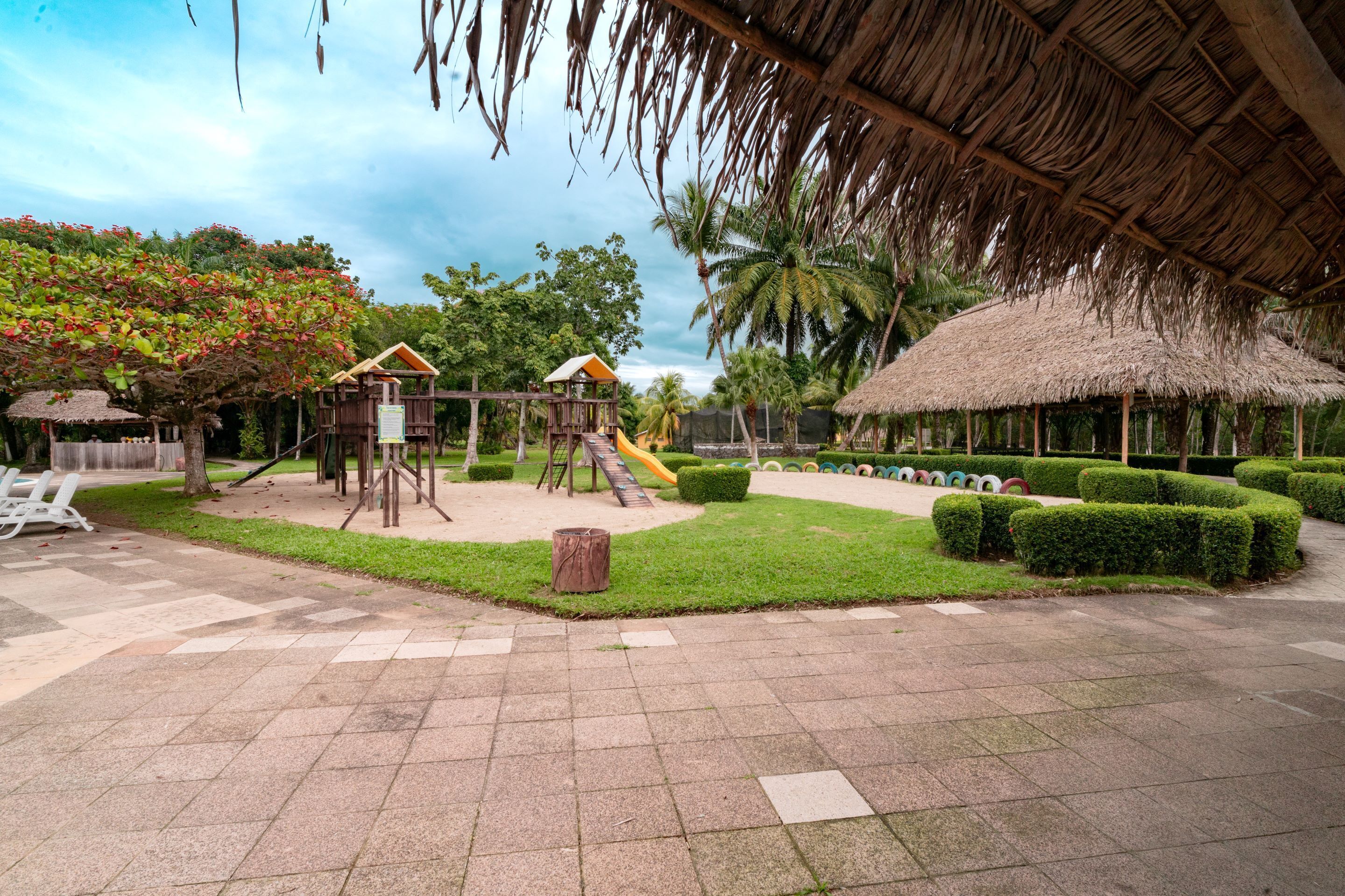 Amatique Bay Hotel Amatique Bay Hotel