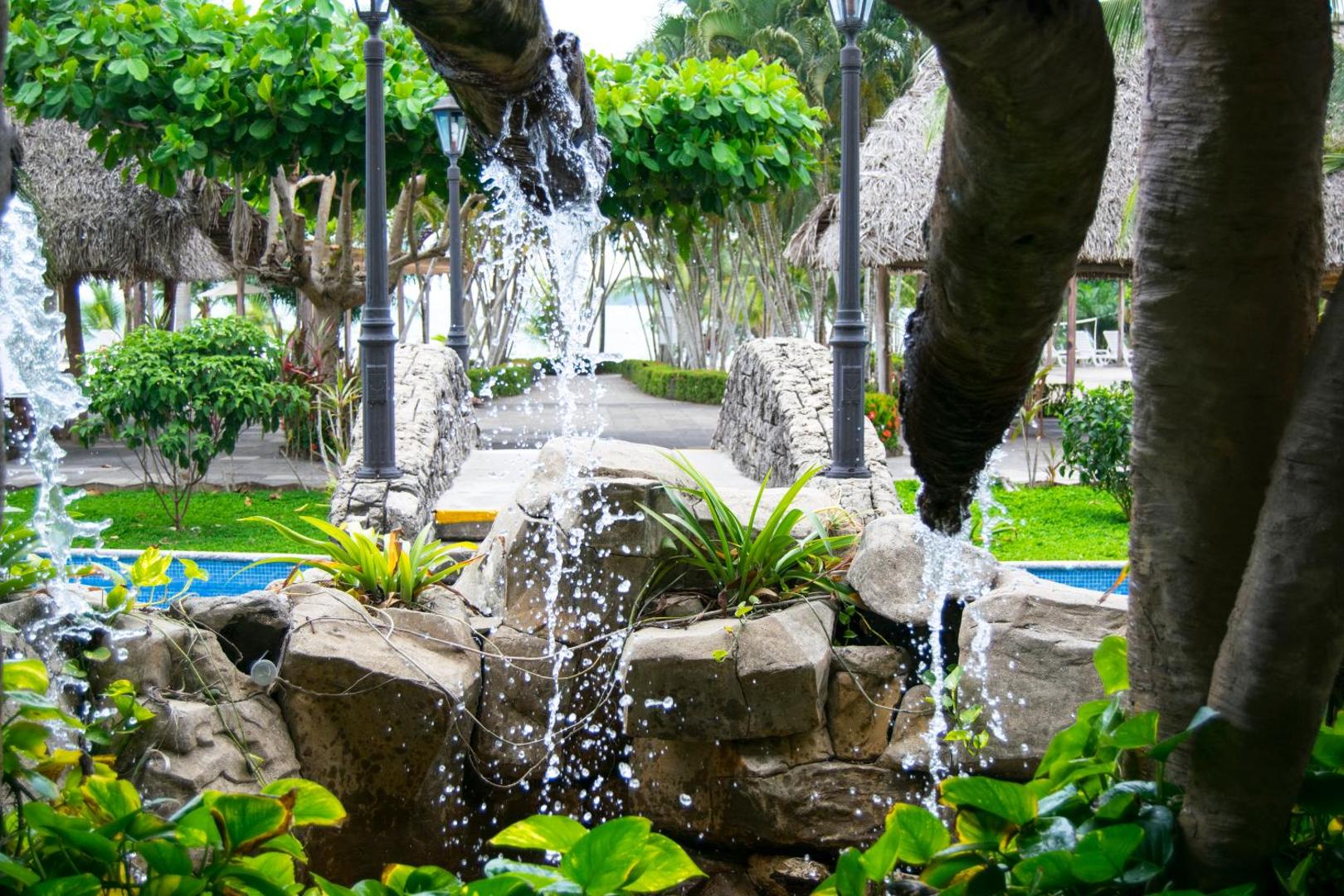 Amatique Bay Hotel Amatique Bay Hotel