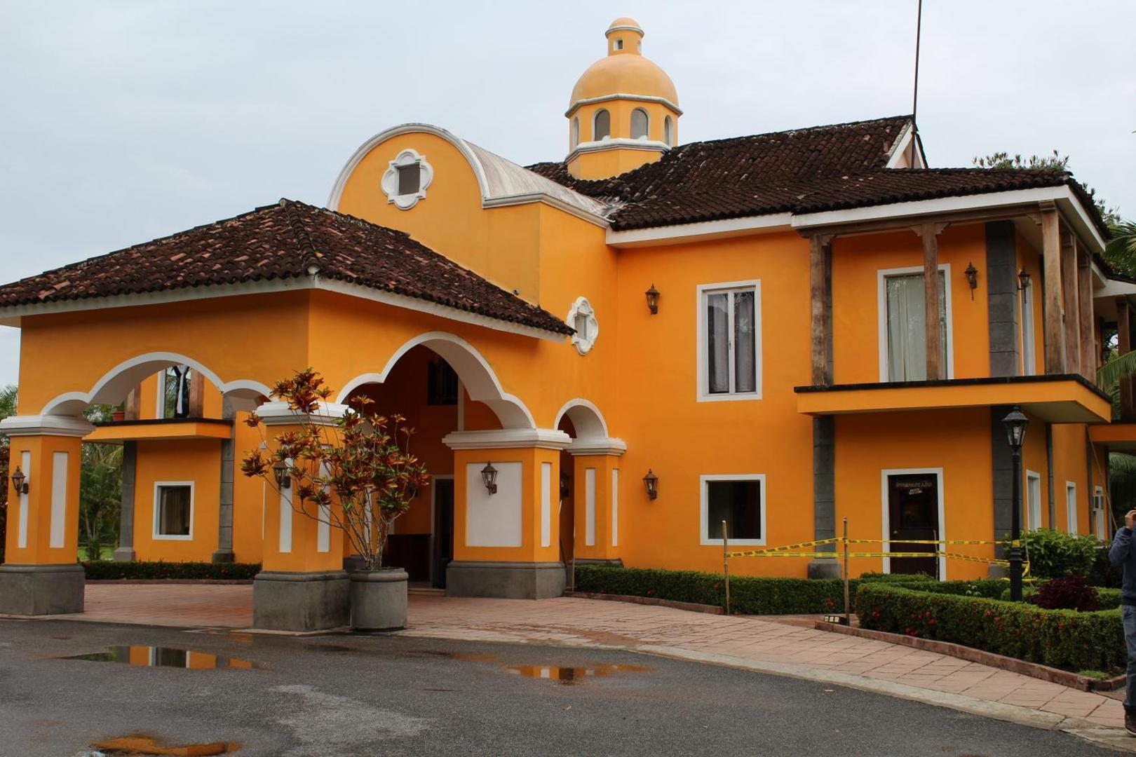 Amatique Bay Hotel Amatique Bay Hotel