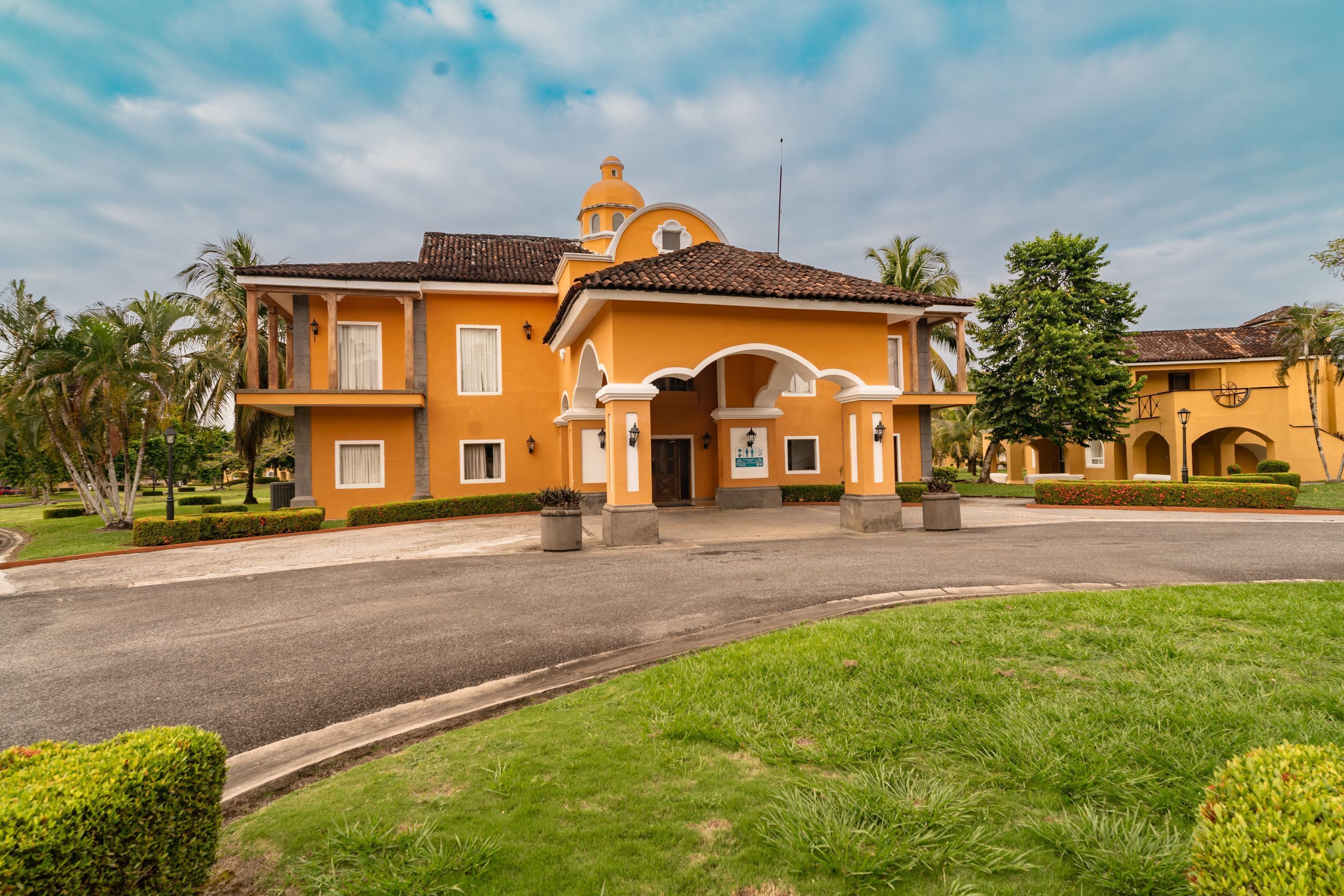 Amatique Bay Hotel Amatique Bay Hotel