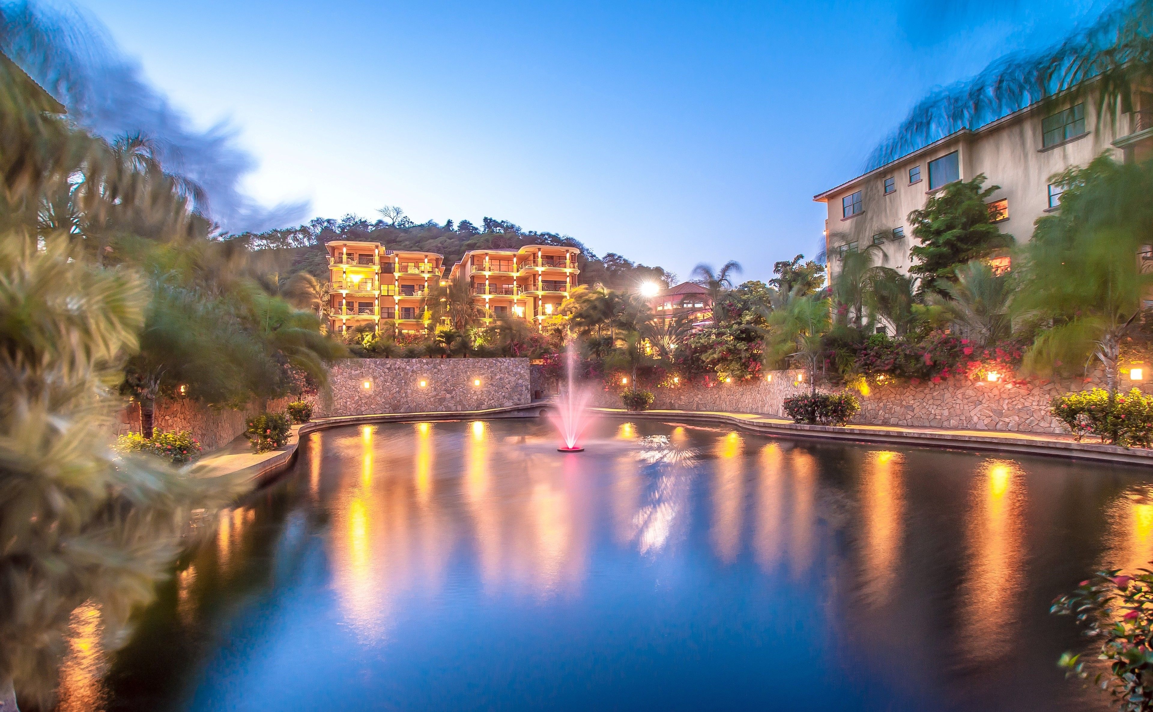 Clarion Suites Roatan at Pineapple Villas Clarion Suites Roatan at Pineapple Villas