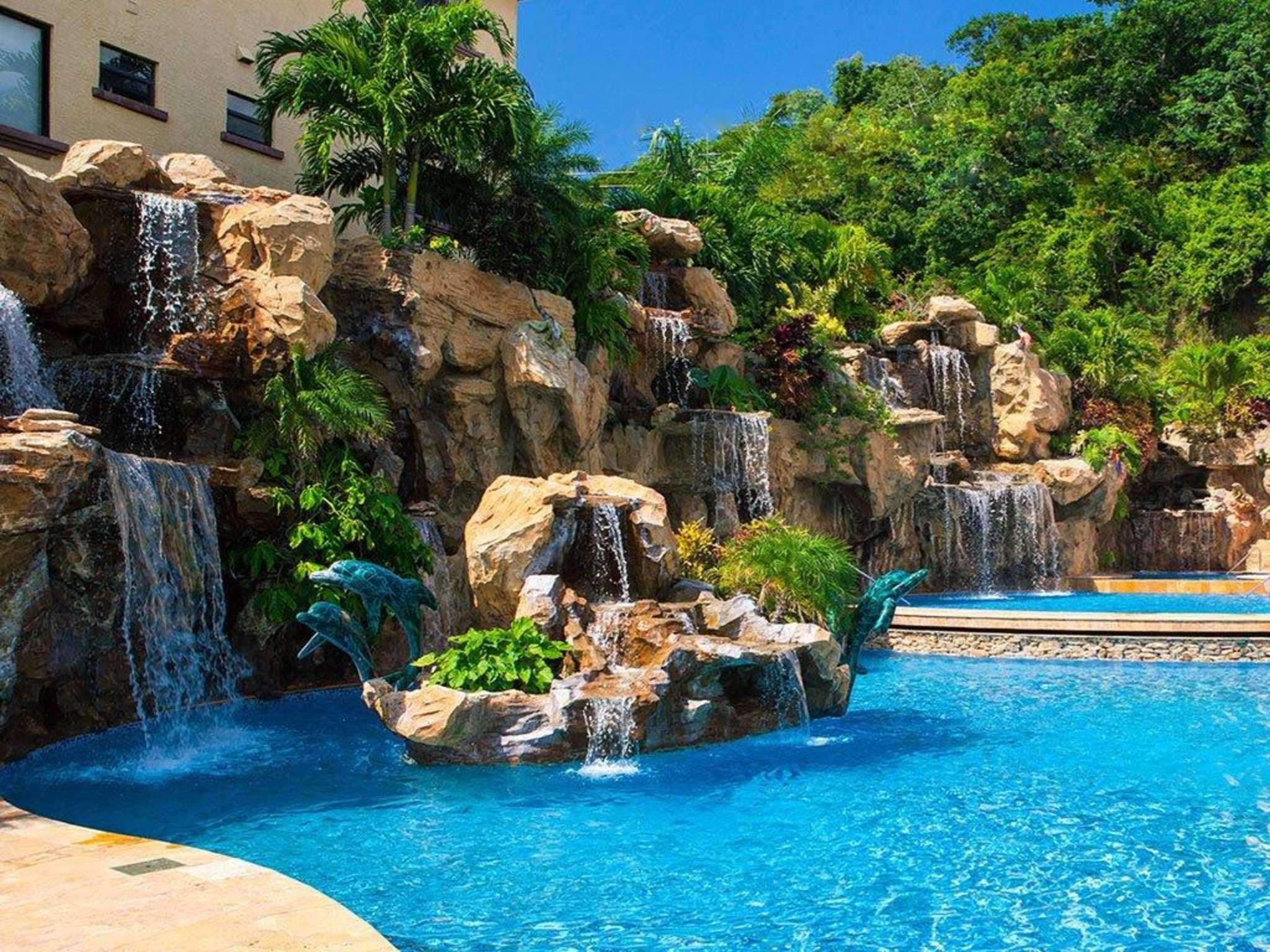 Clarion Suites Roatan at Pineapple Villas Clarion Suites Roatan at Pineapple Villas