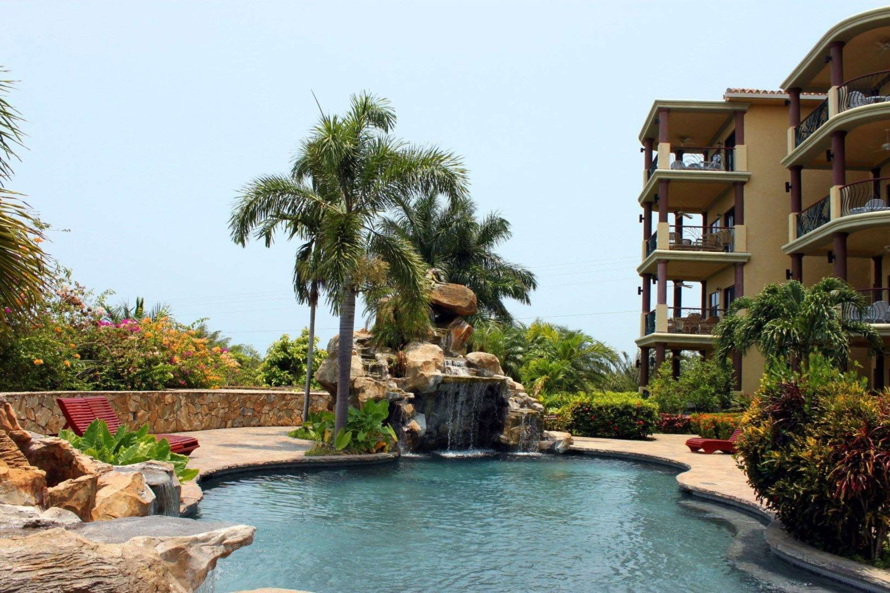 Clarion Suites Roatan at Pineapple Villas Clarion Suites Roatan at Pineapple Villas