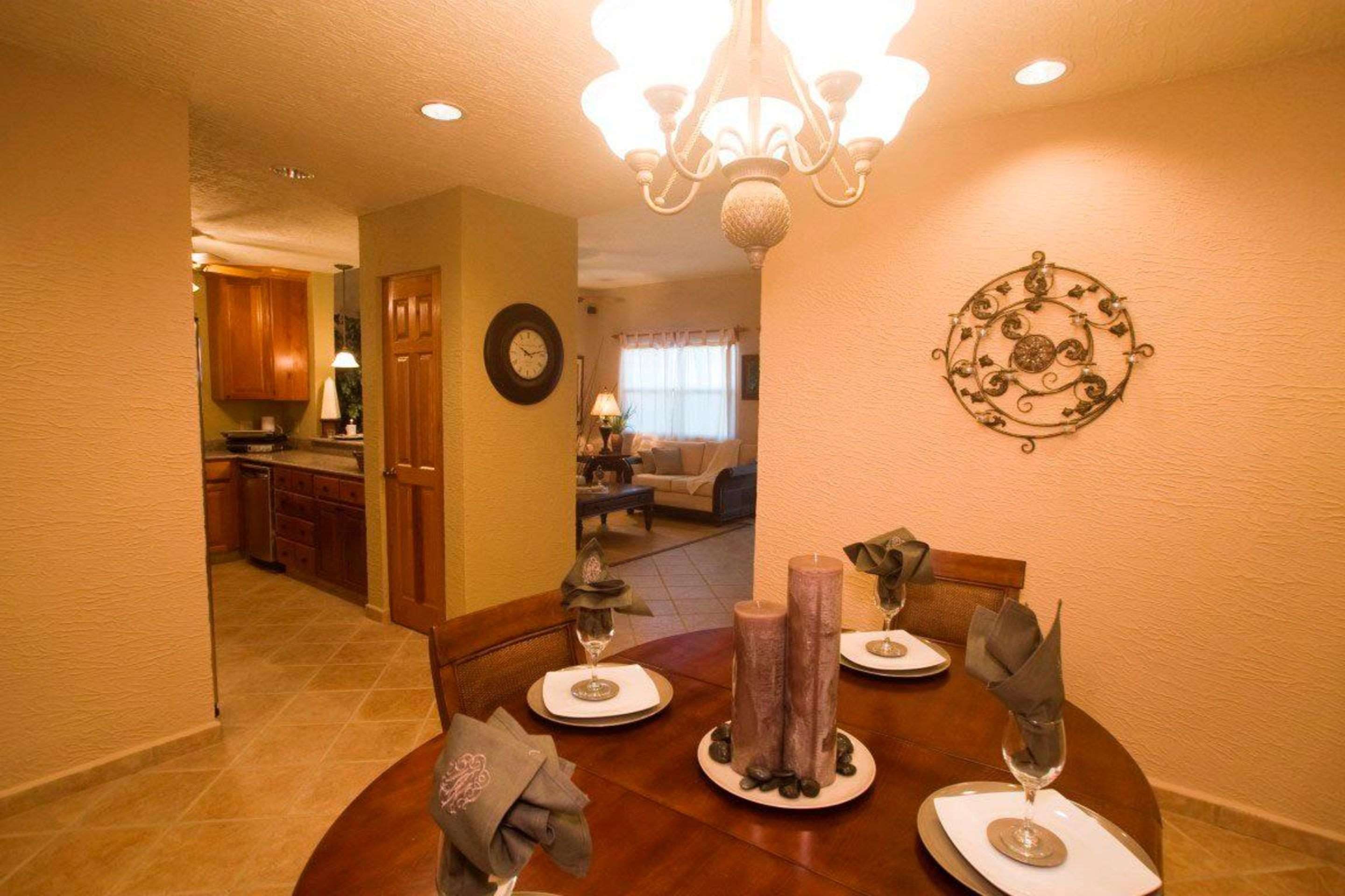 Clarion Suites Roatan at Pineapple Villas Clarion Suites Roatan at Pineapple Villas