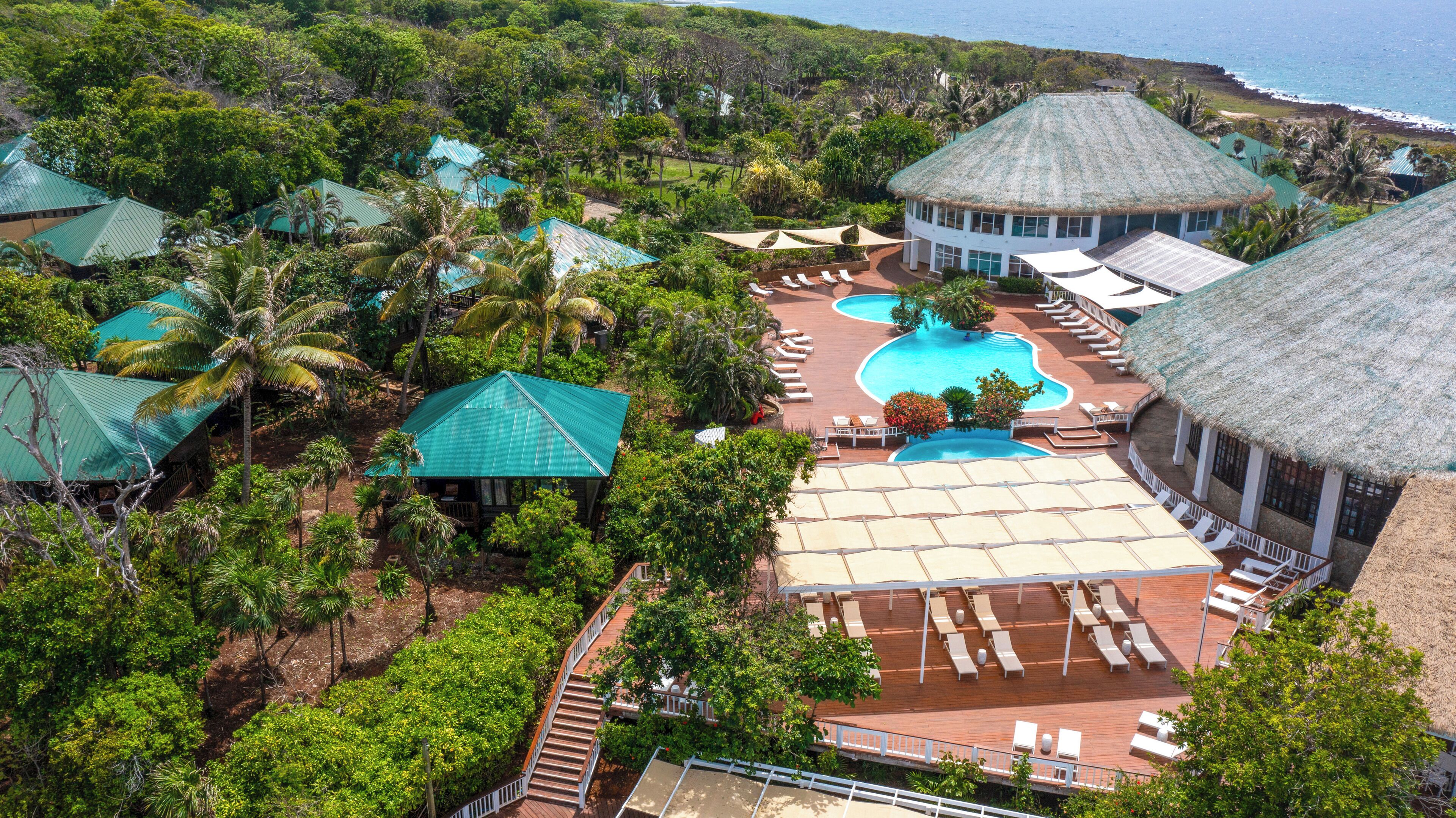 Hotel Roatán Media Luna Resort Affiliated by Meliá Hotel Roatán Media Luna Resort Affiliated by Meliá