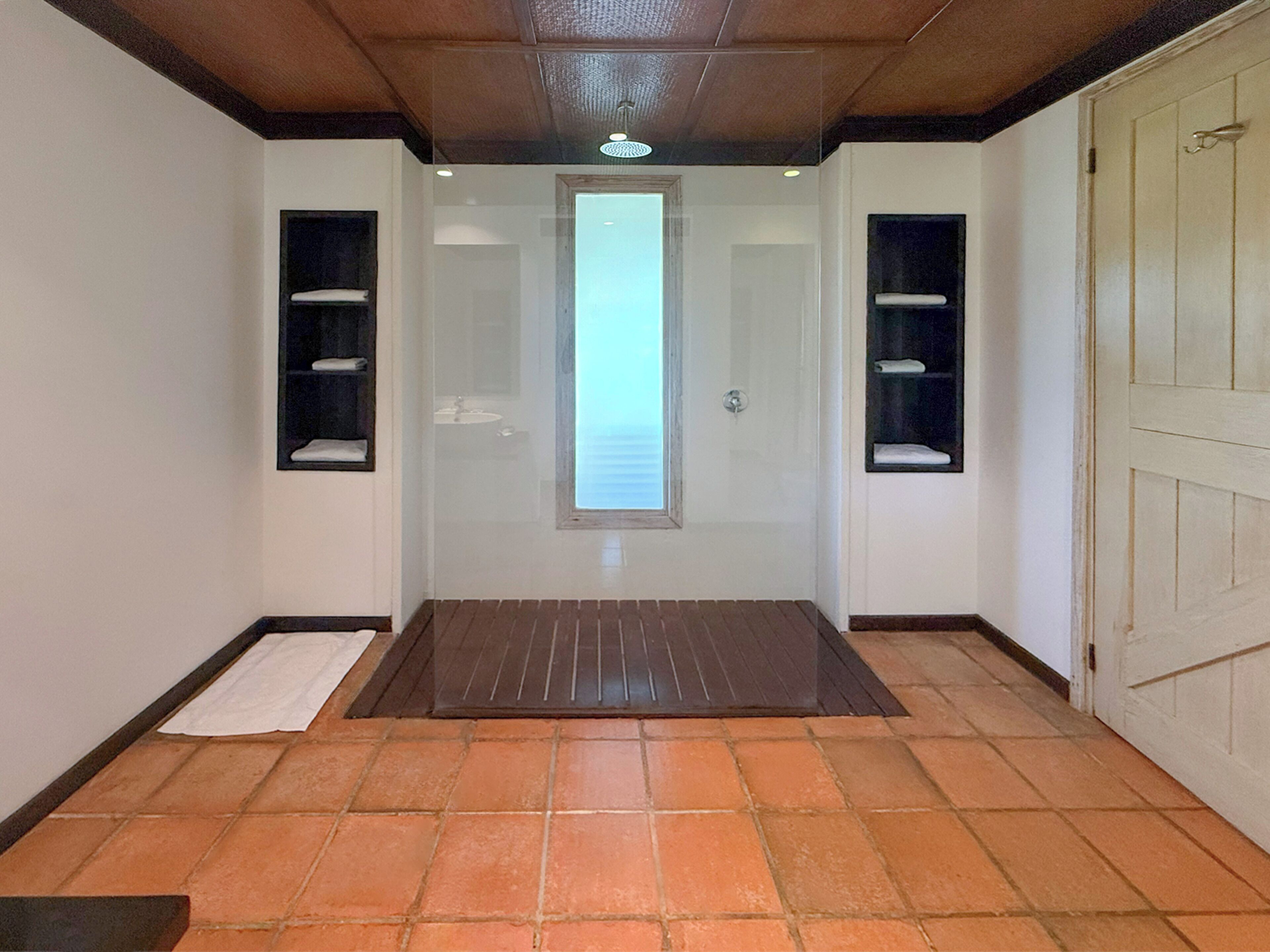 Hotel Roatán Media Luna Resort Affiliated by Meliá Hotel Roatán Media Luna Resort Affiliated by Meliá