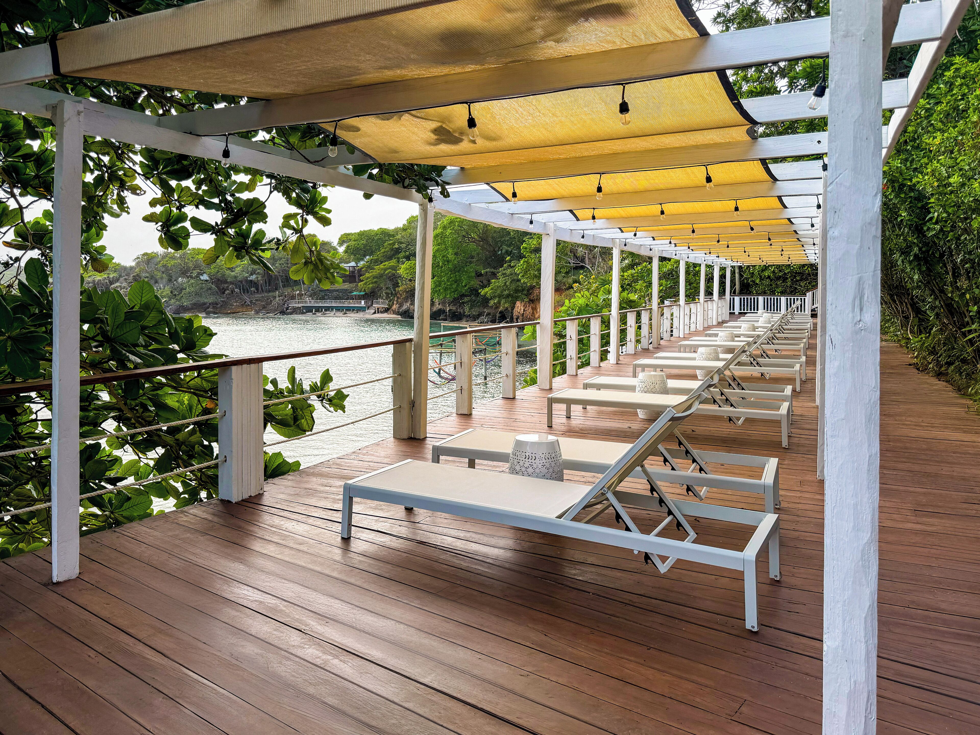 Hotel Roatán Media Luna Resort Affiliated by Meliá Hotel Roatán Media Luna Resort Affiliated by Meliá