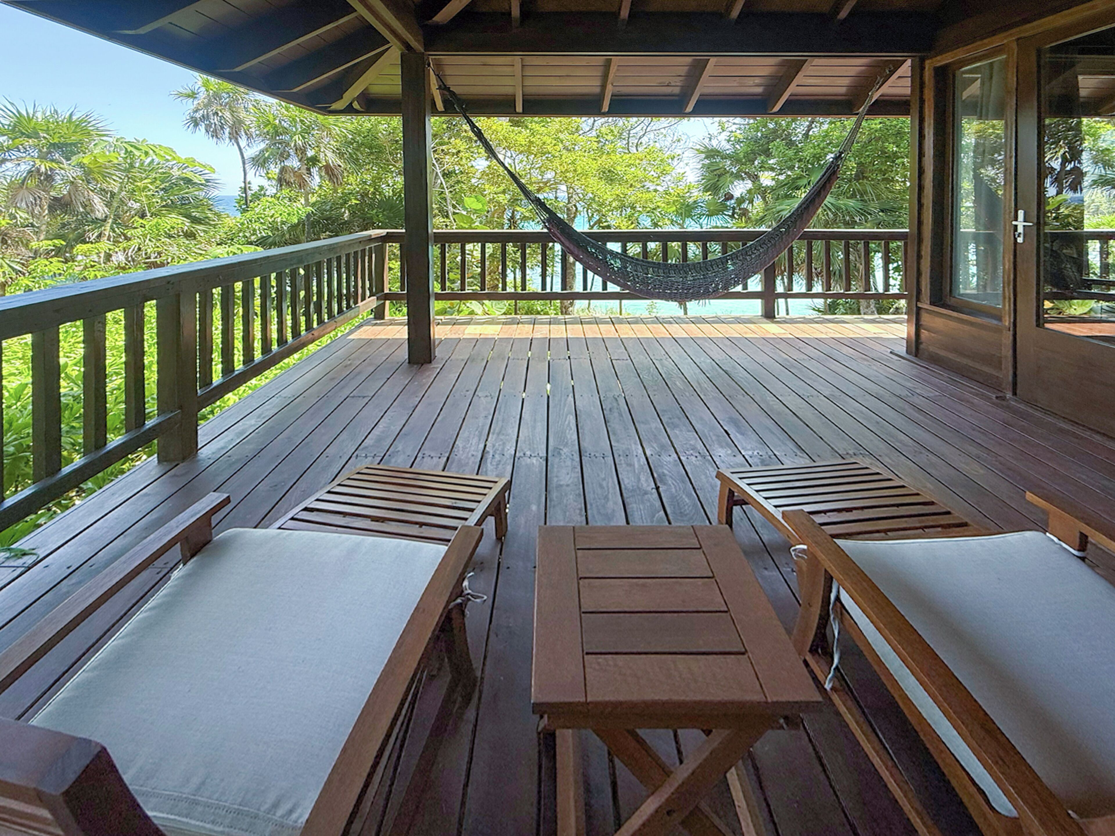 Hotel Roatán Media Luna Resort Affiliated by Meliá Hotel Roatán Media Luna Resort Affiliated by Meliá