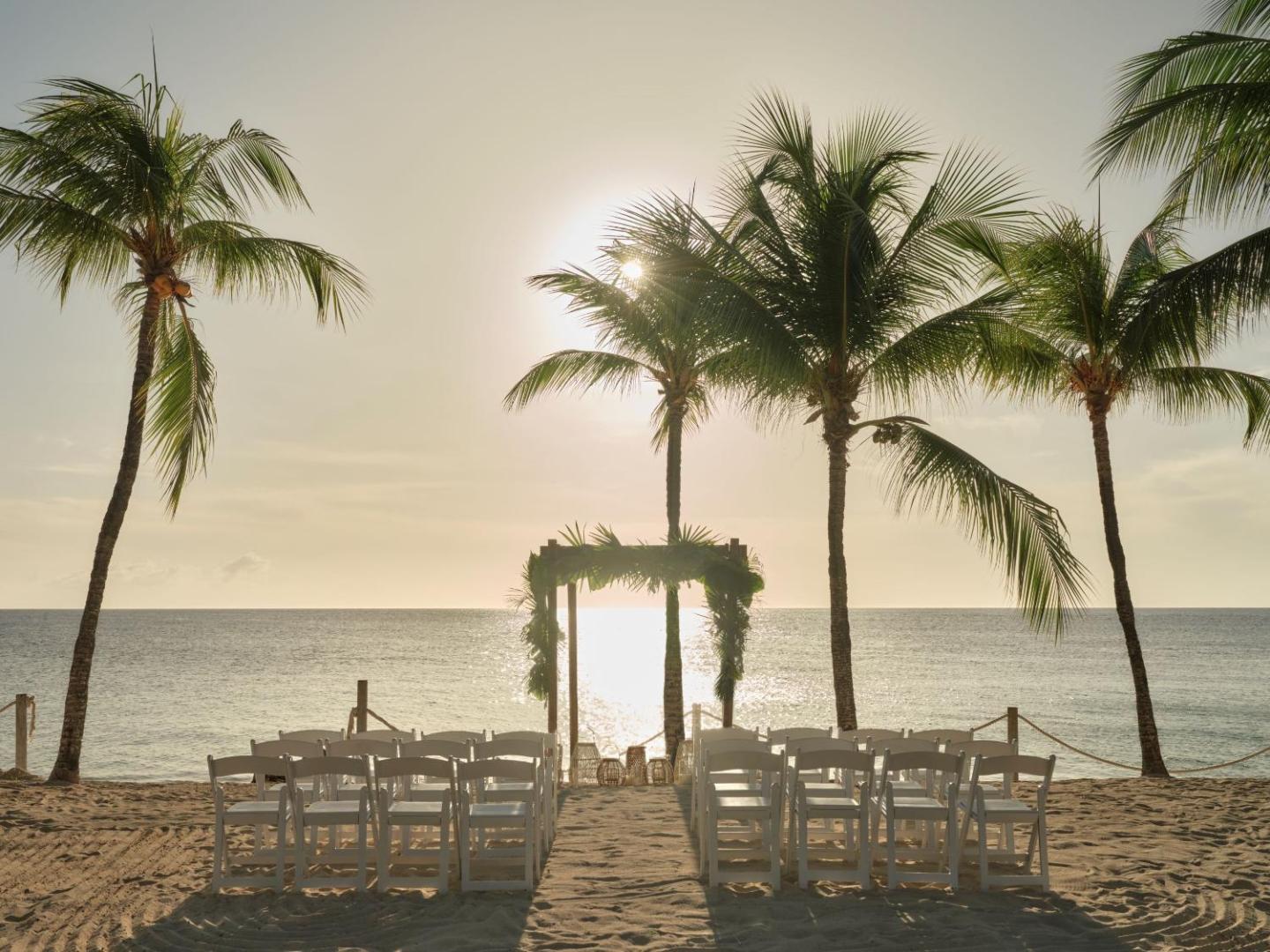 Kimpton Grand Roatán Resort & Spa Kimpton Grand Roatán Resort & Spa