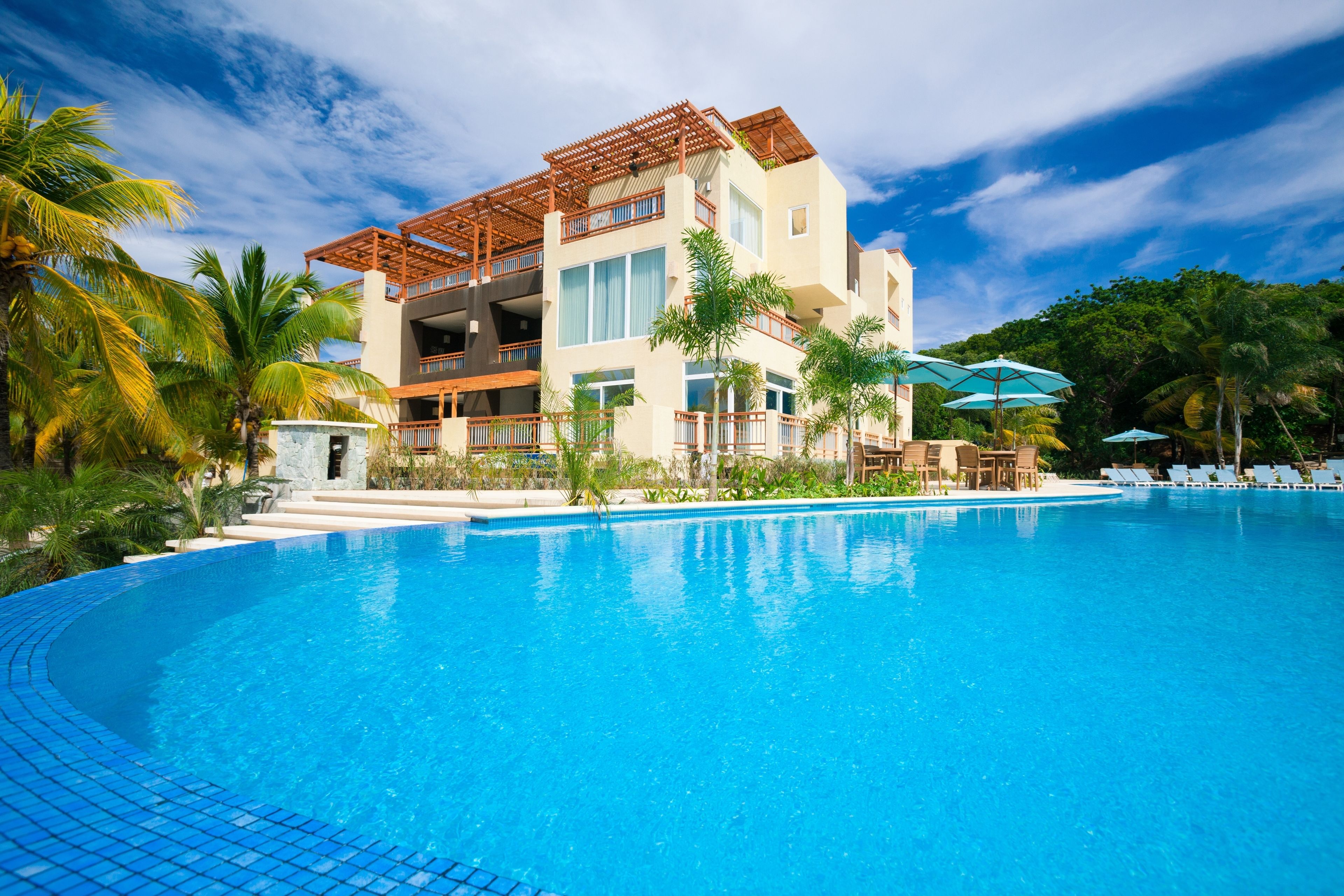Kimpton Grand Roatán Resort & Spa Kimpton Grand Roatán Resort & Spa