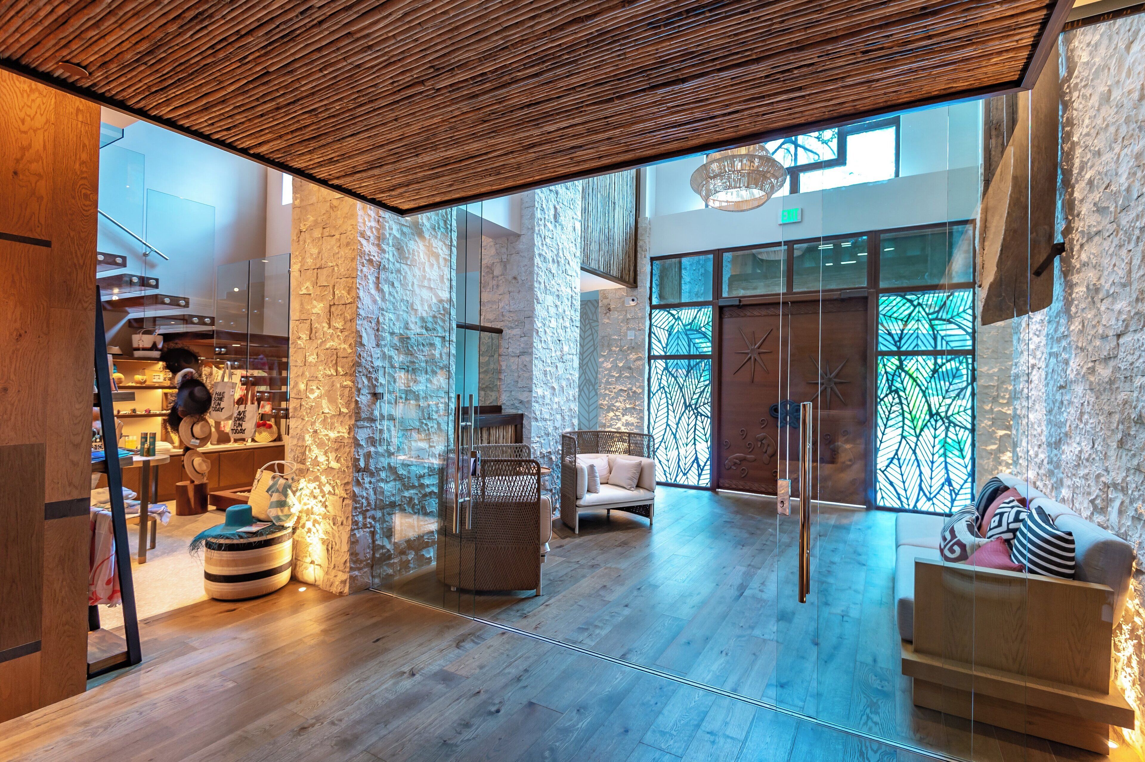 Kimpton Grand Roatán Resort & Spa Kimpton Grand Roatán Resort & Spa