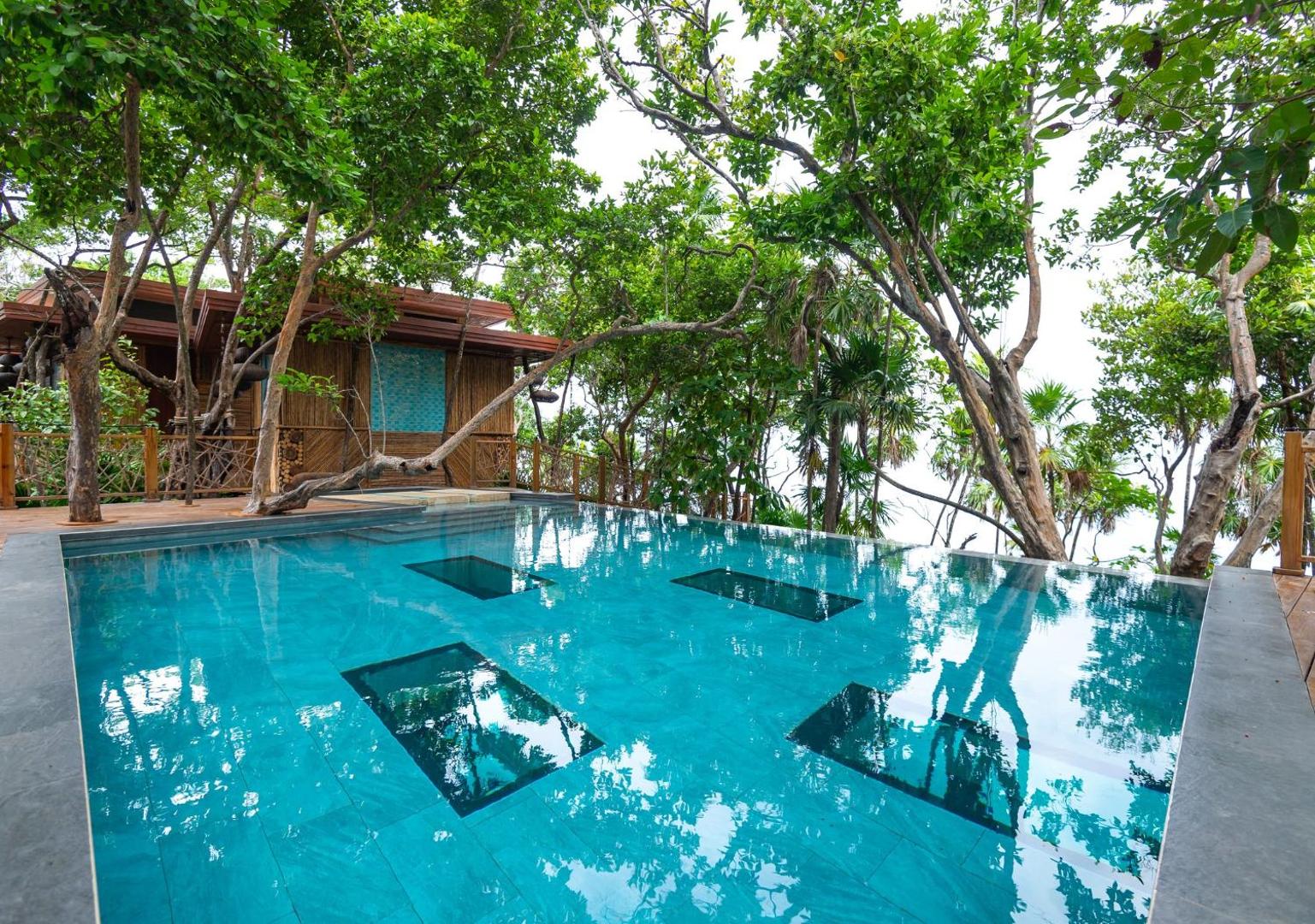 Kimpton Grand Roatán Resort & Spa Kimpton Grand Roatán Resort & Spa