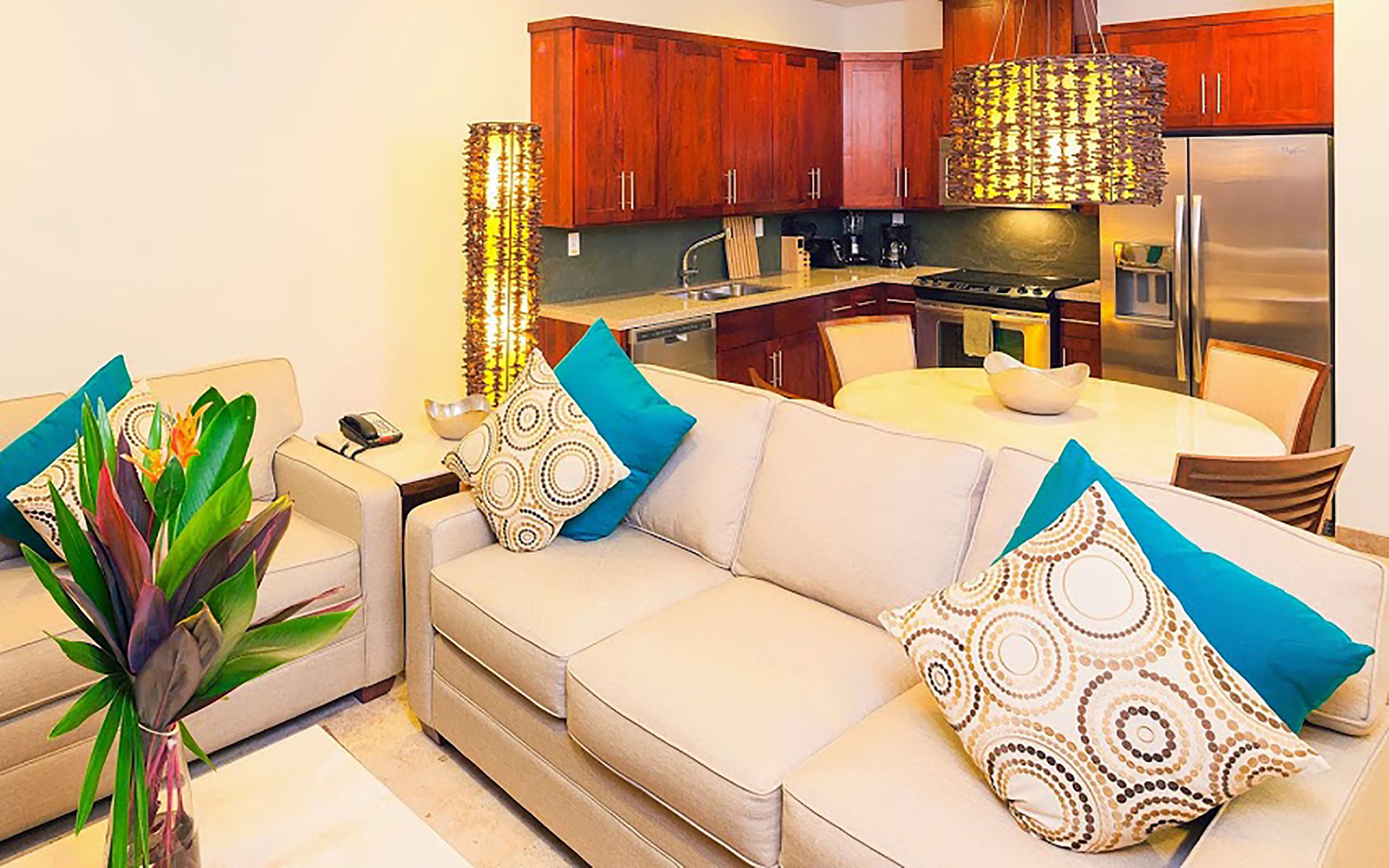 Kimpton Grand Roatán Resort & Spa Kimpton Grand Roatán Resort & Spa