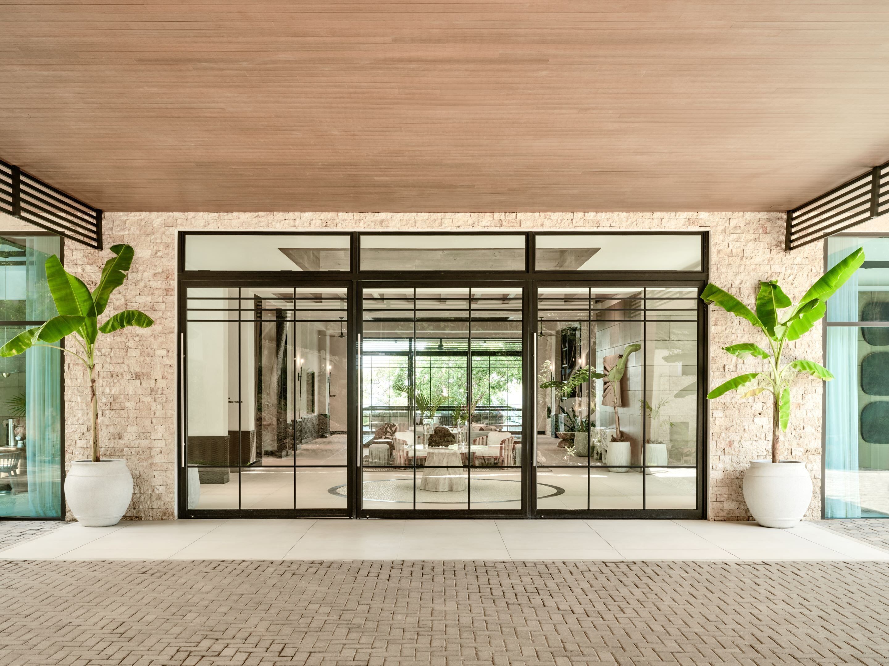 Kimpton Grand Roatán Resort & Spa Kimpton Grand Roatán Resort & Spa