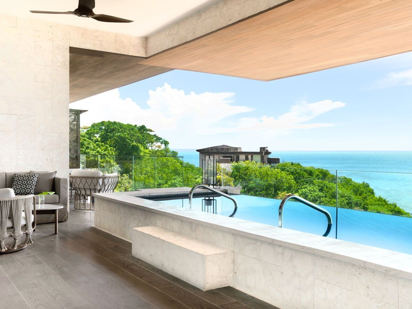 Kimpton Grand Roatán Resort & Spa Kimpton Grand Roatán Resort & Spa