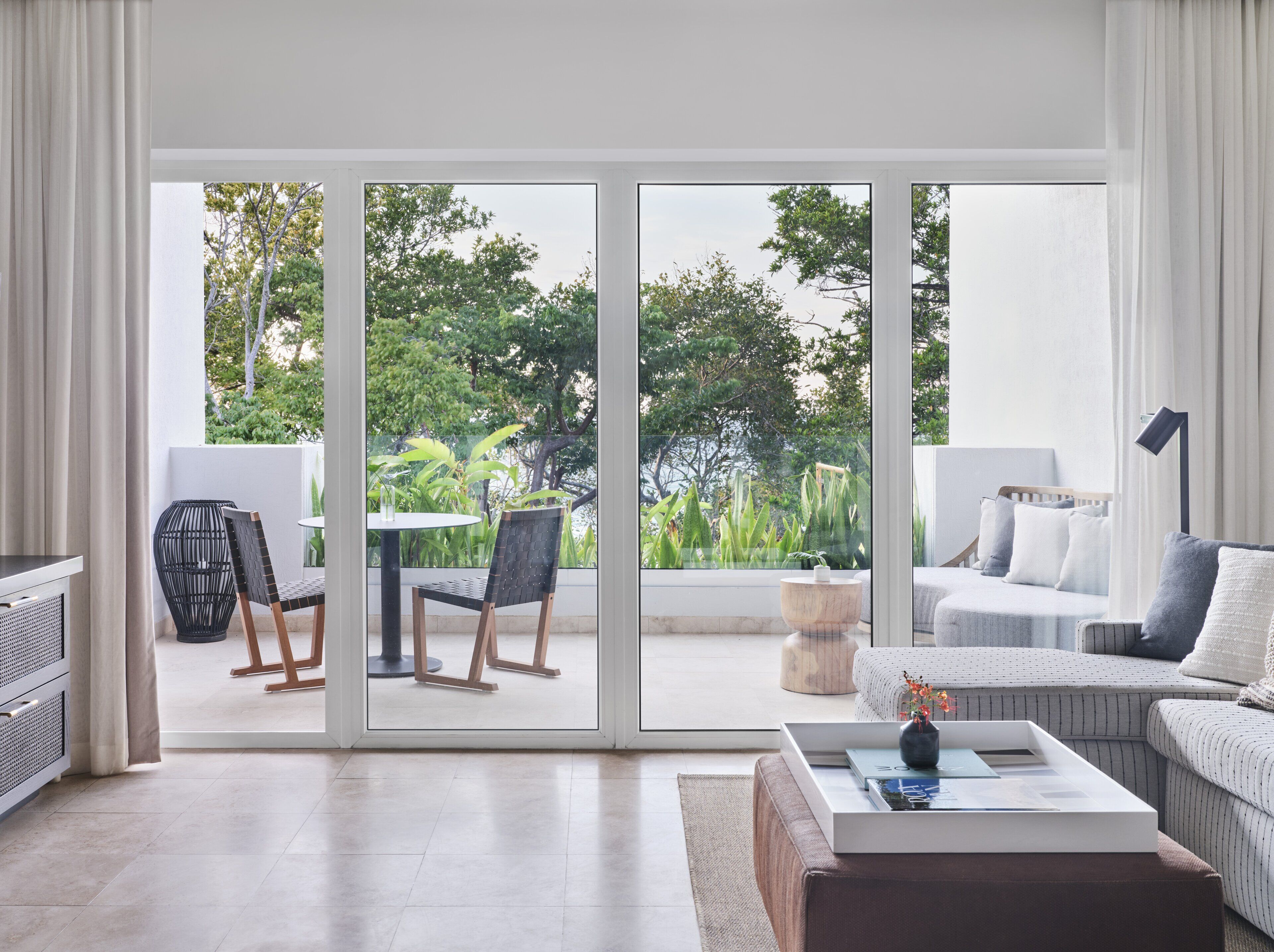 Kimpton Grand Roatán Resort & Spa Kimpton Grand Roatán Resort & Spa