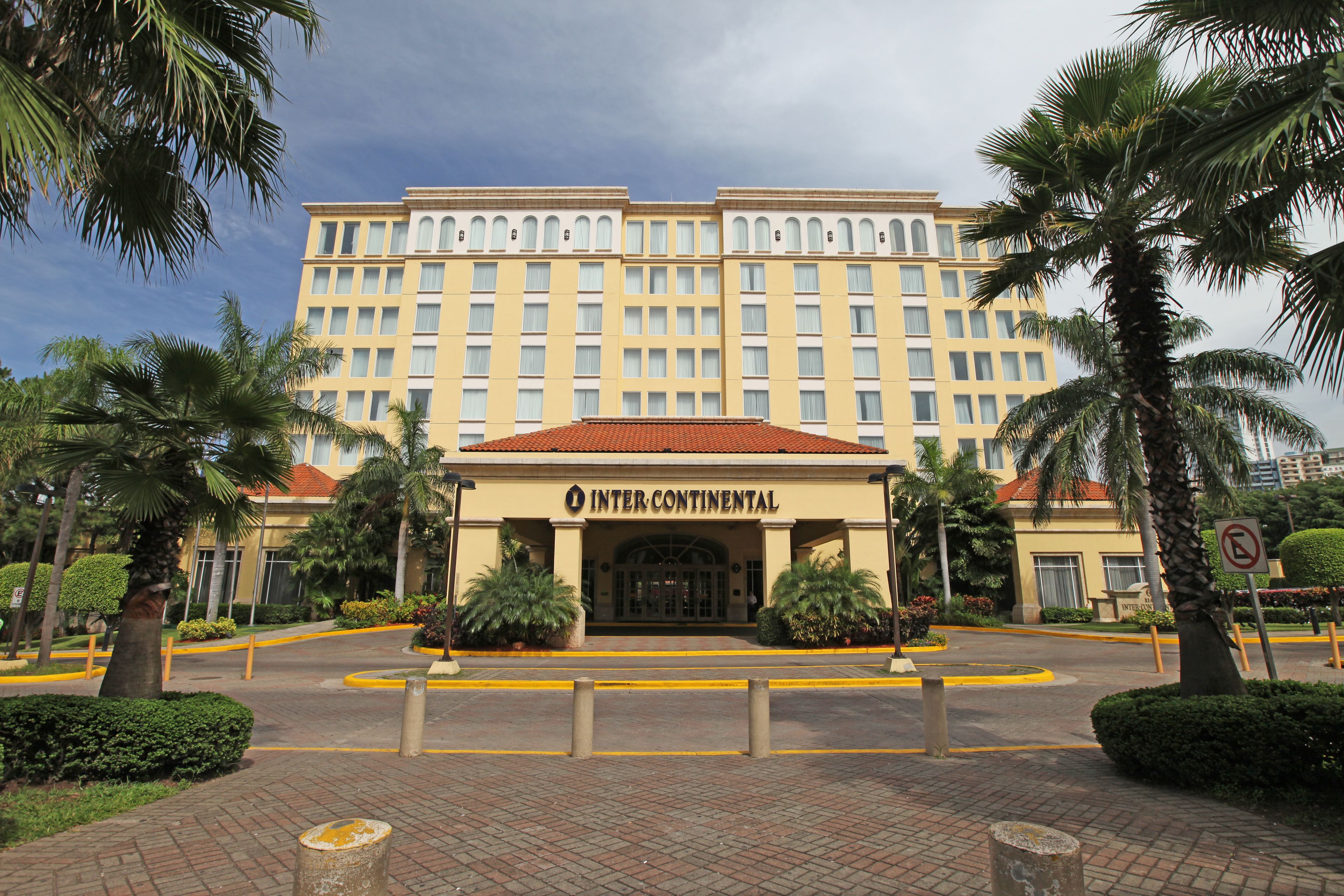 InterContinental Tegucigalpa at Multiplaza Mall InterContinental Tegucigalpa at Multiplaza Mall