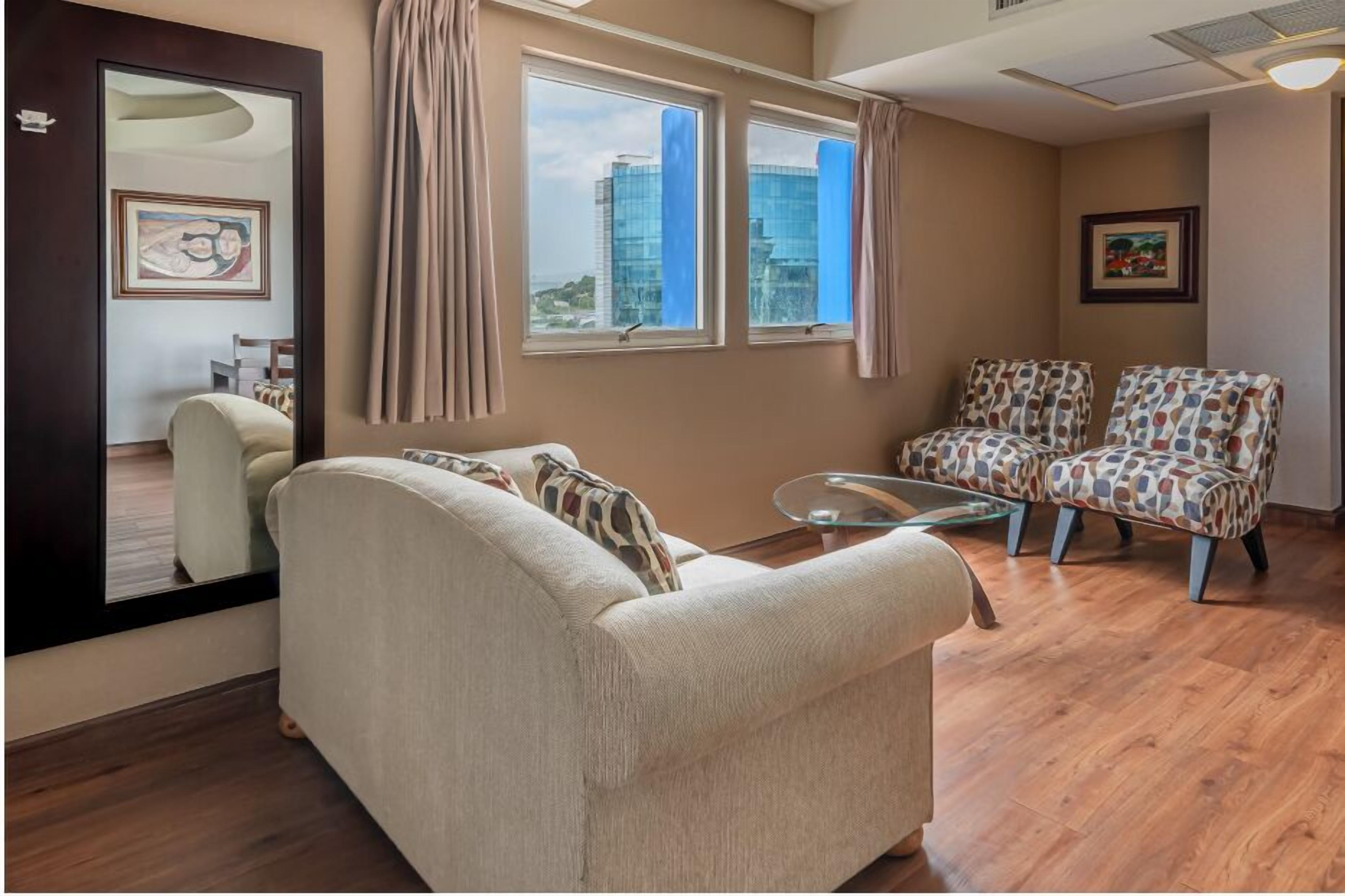 Plaza San Martin Plaza San Martin