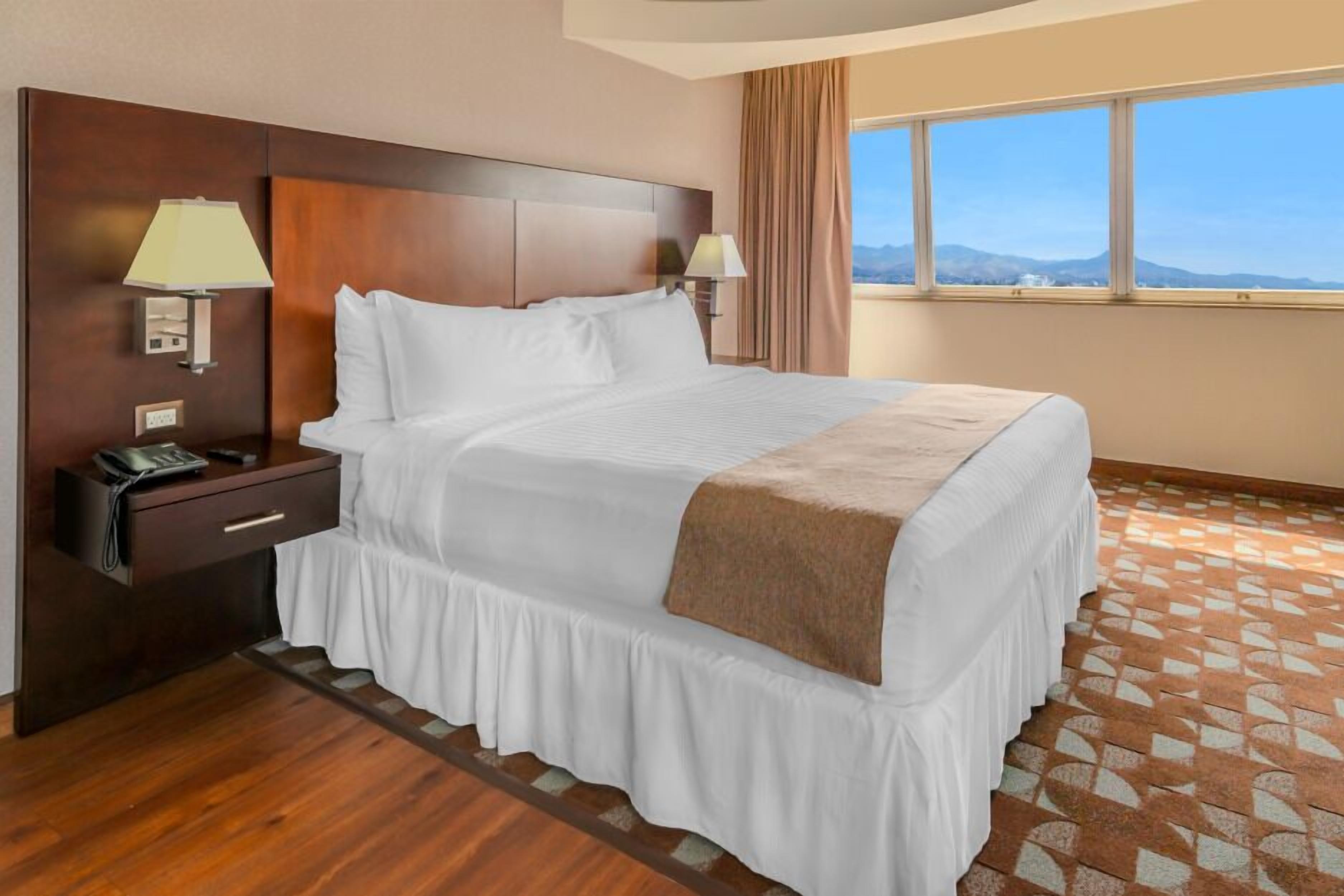 Plaza San Martin Plaza San Martin