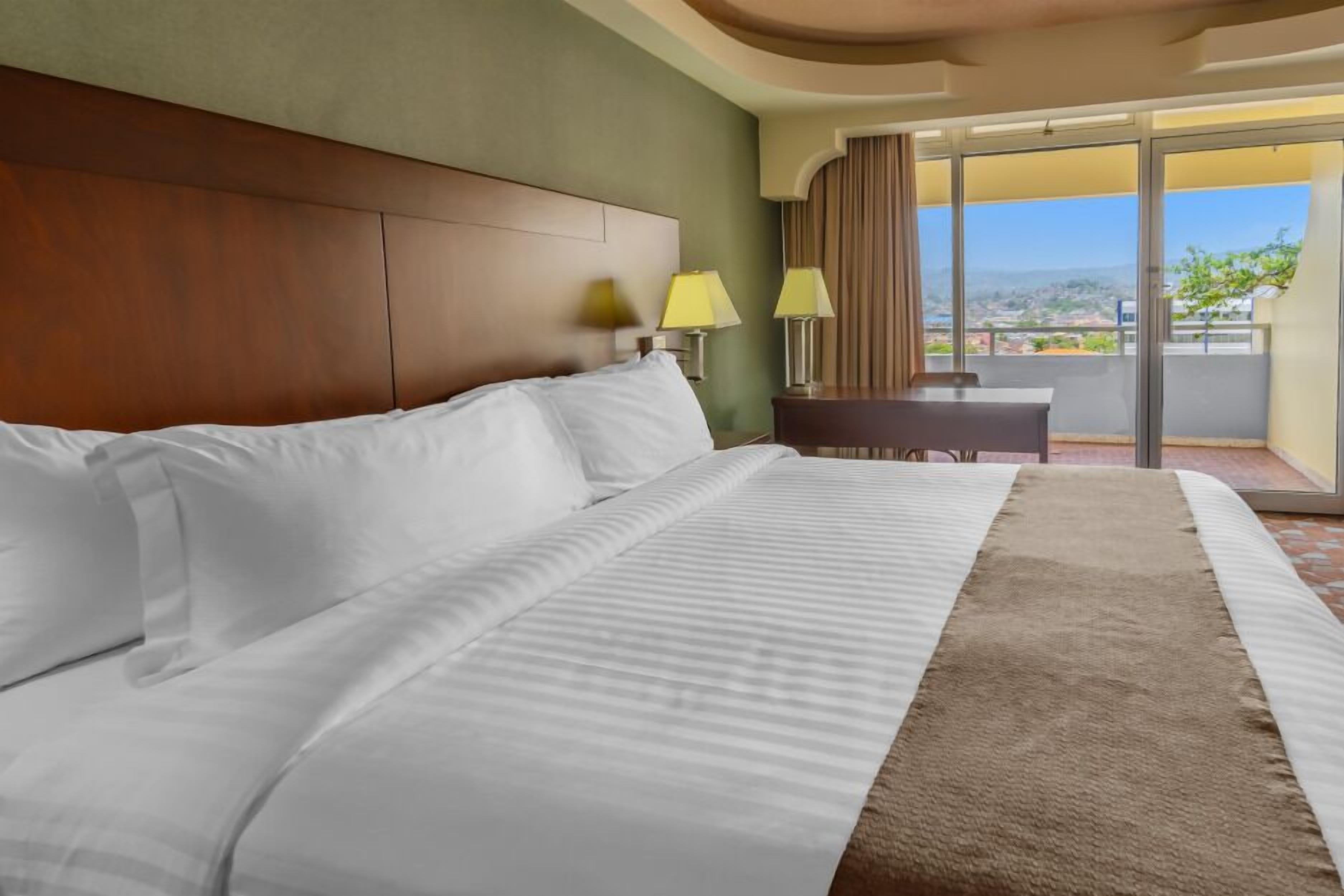 Plaza San Martin Plaza San Martin