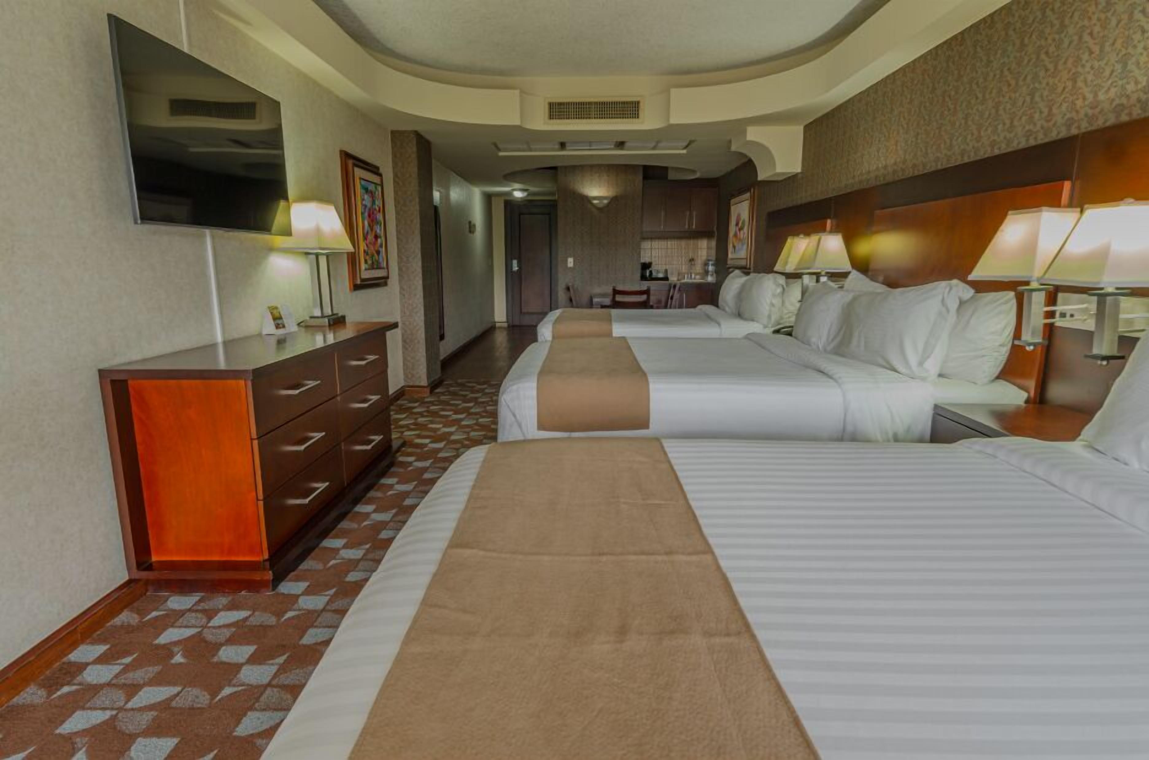 Plaza San Martin Plaza San Martin