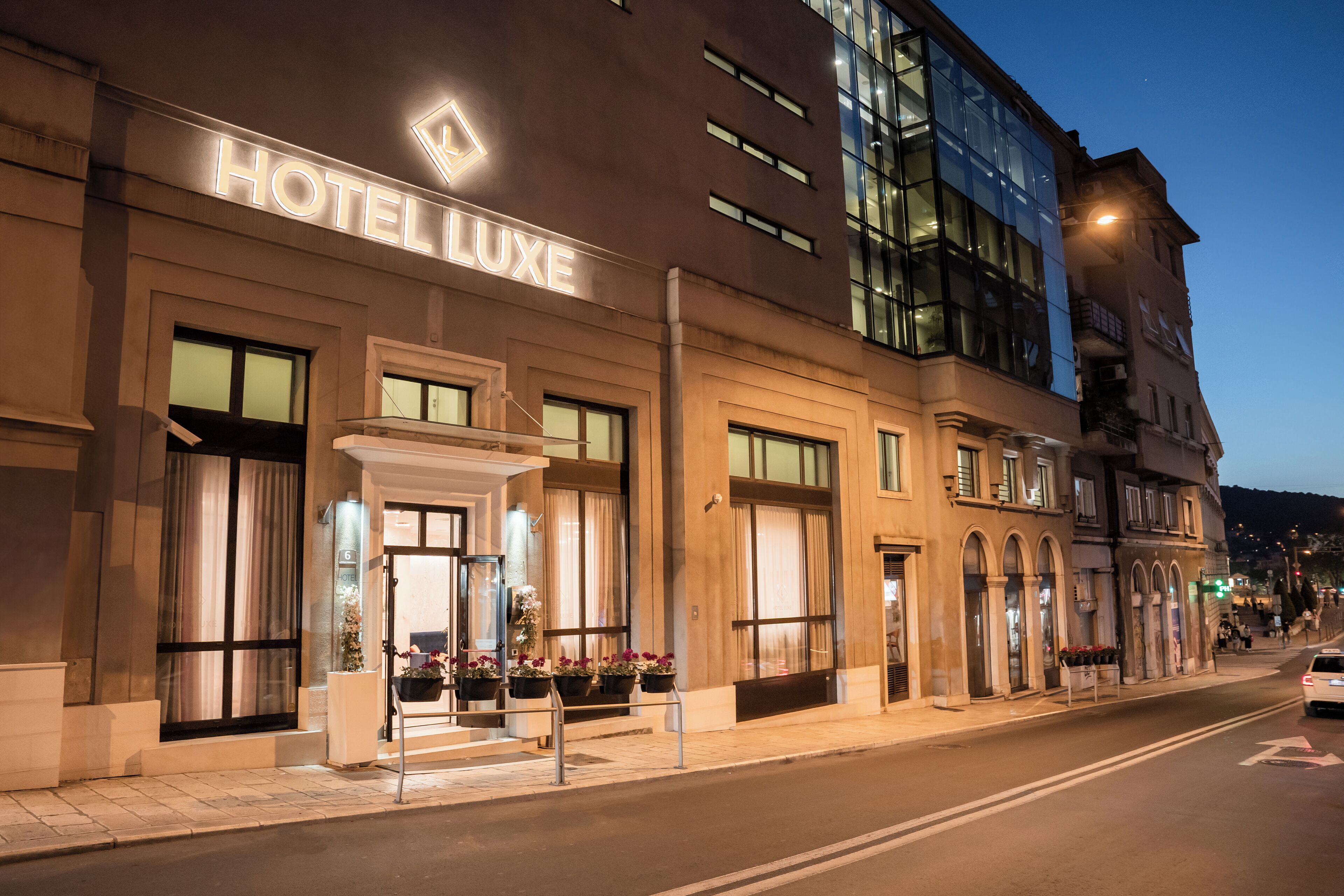 Luxe Boutique Hotel Luxe Boutique Hotel