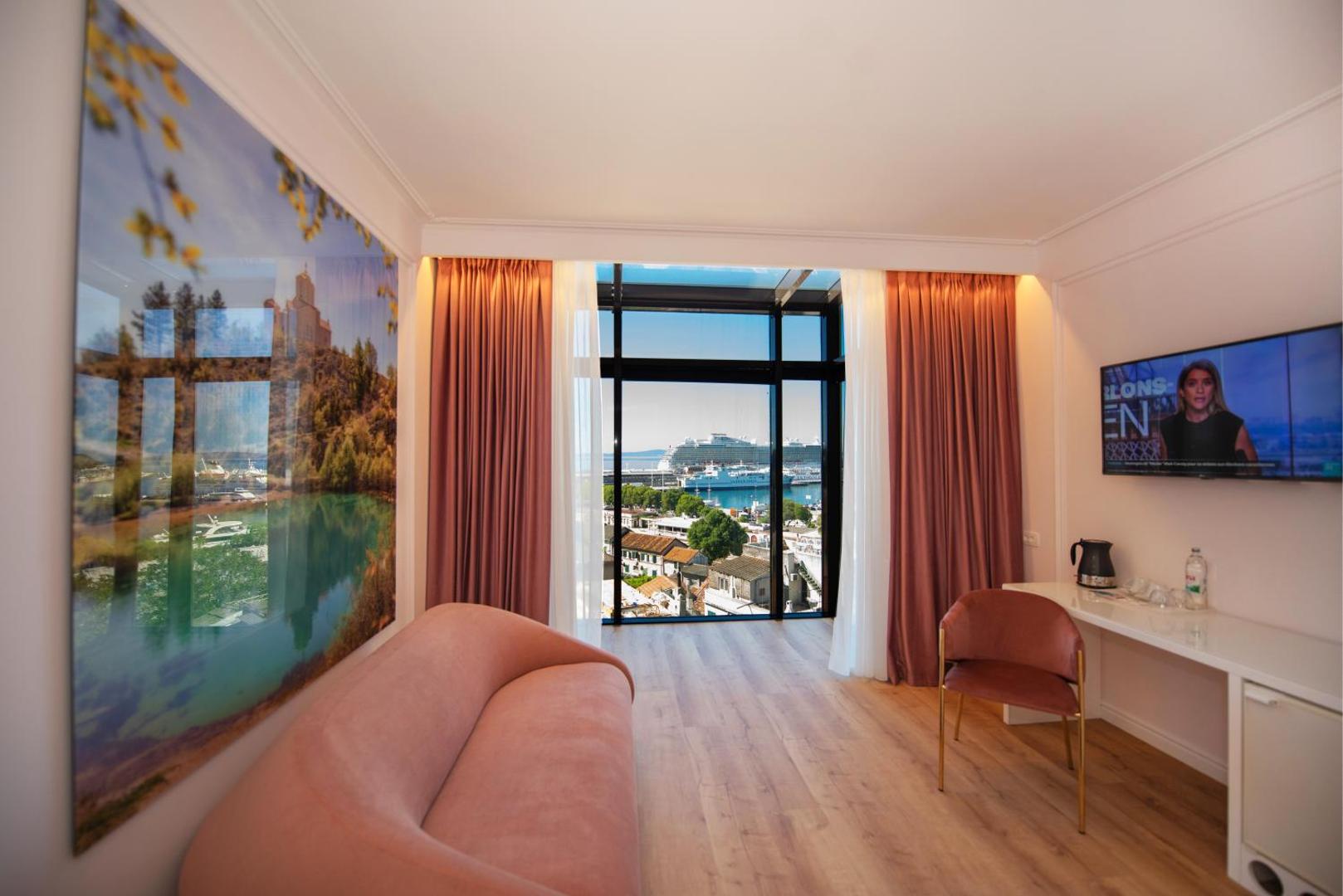 Luxe Boutique Hotel Luxe Boutique Hotel