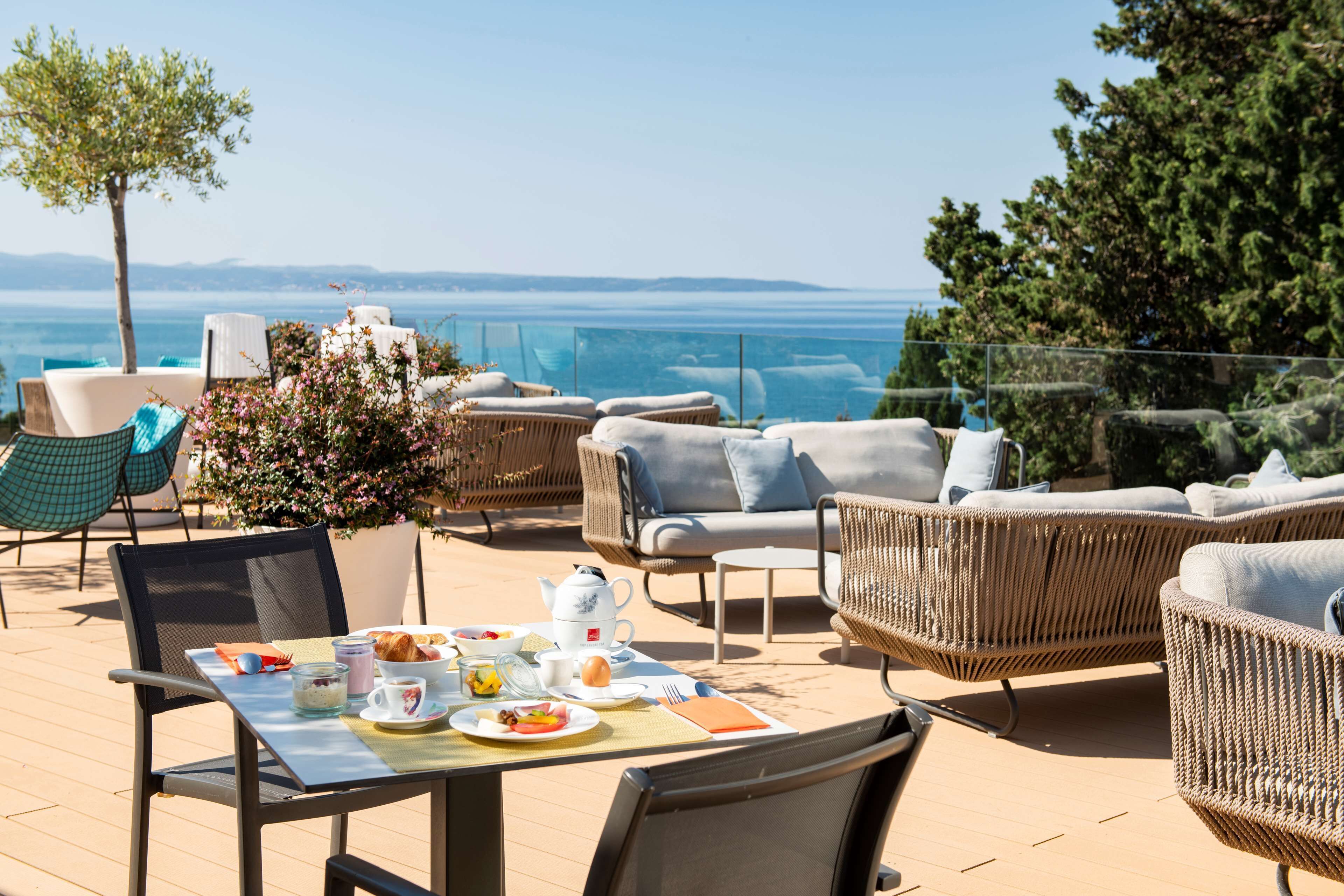 Radisson Blu Resort & Spa Split Radisson Blu Resort & Spa Split