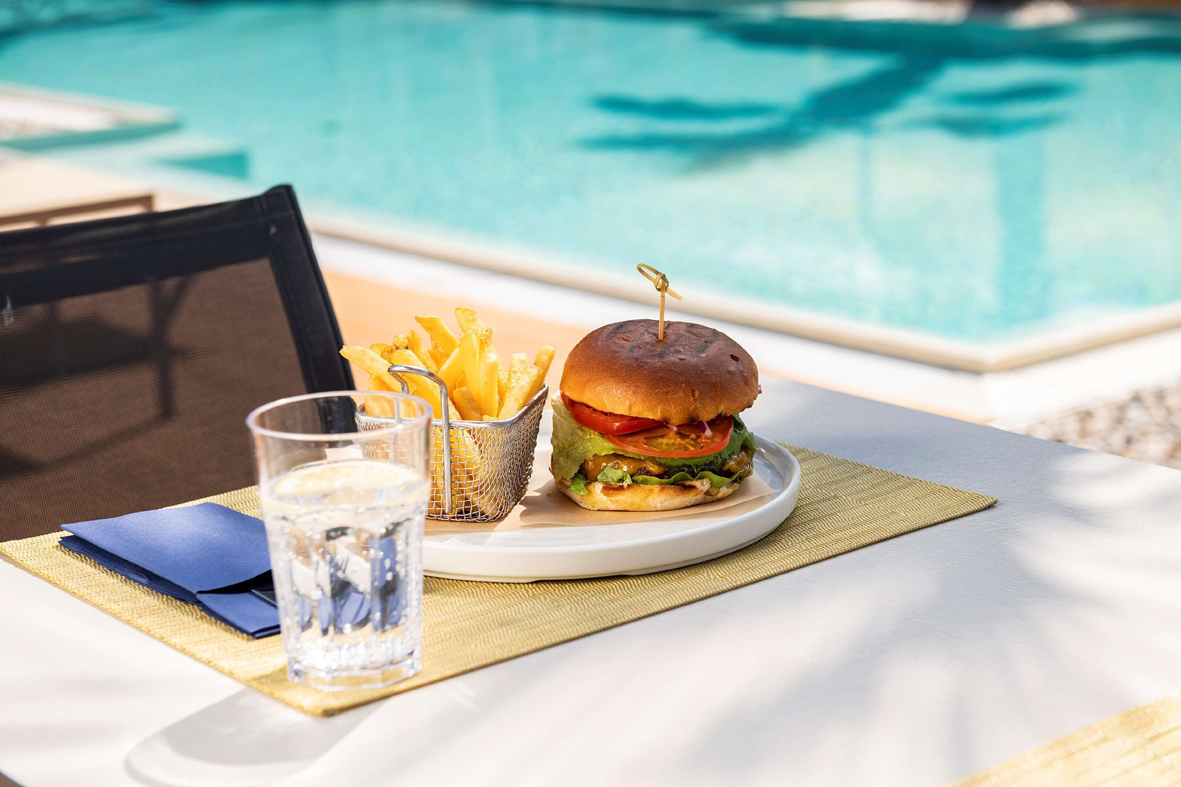 Radisson Blu Resort & Spa Split Radisson Blu Resort & Spa Split
