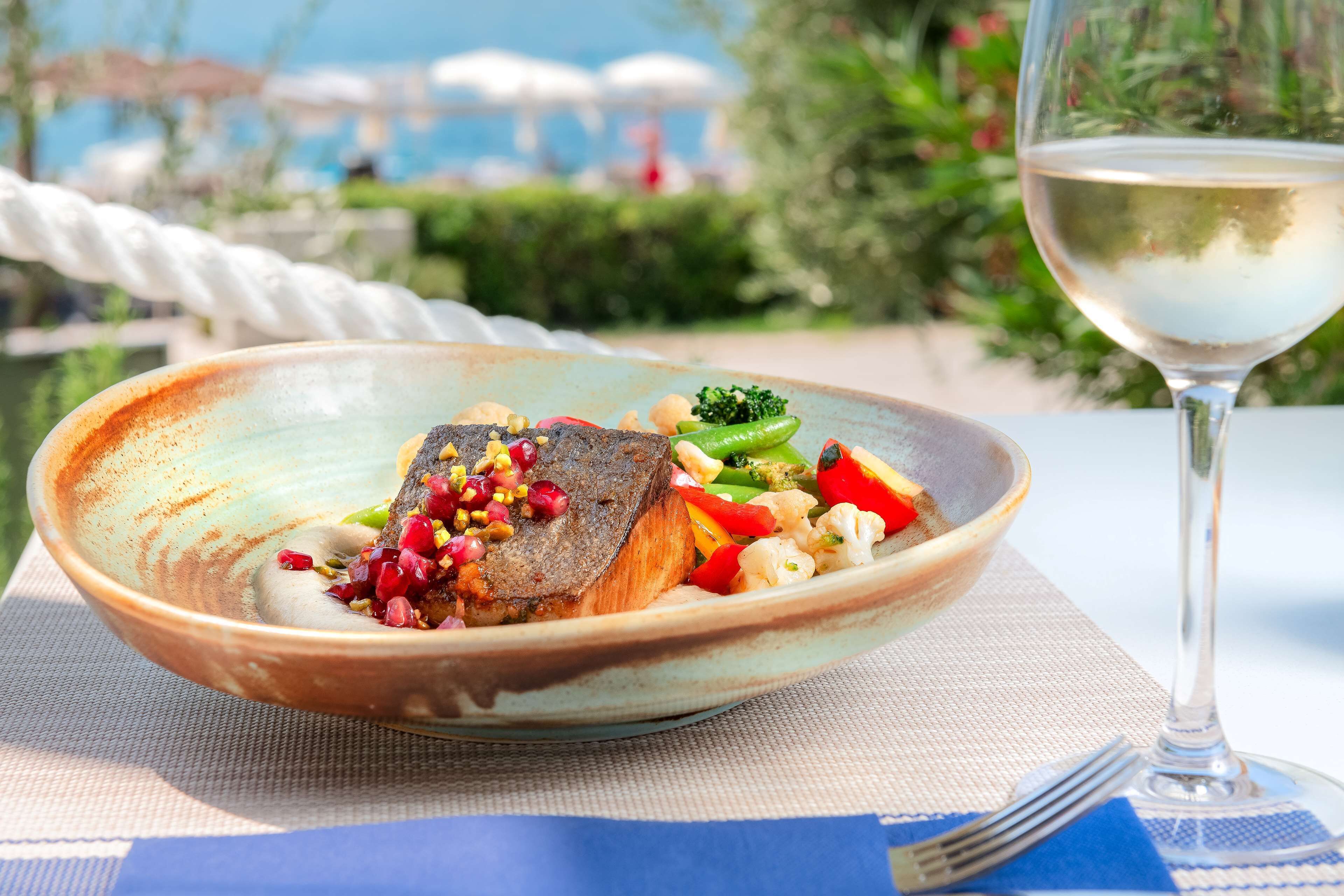 Radisson Blu Resort & Spa Split Radisson Blu Resort & Spa Split