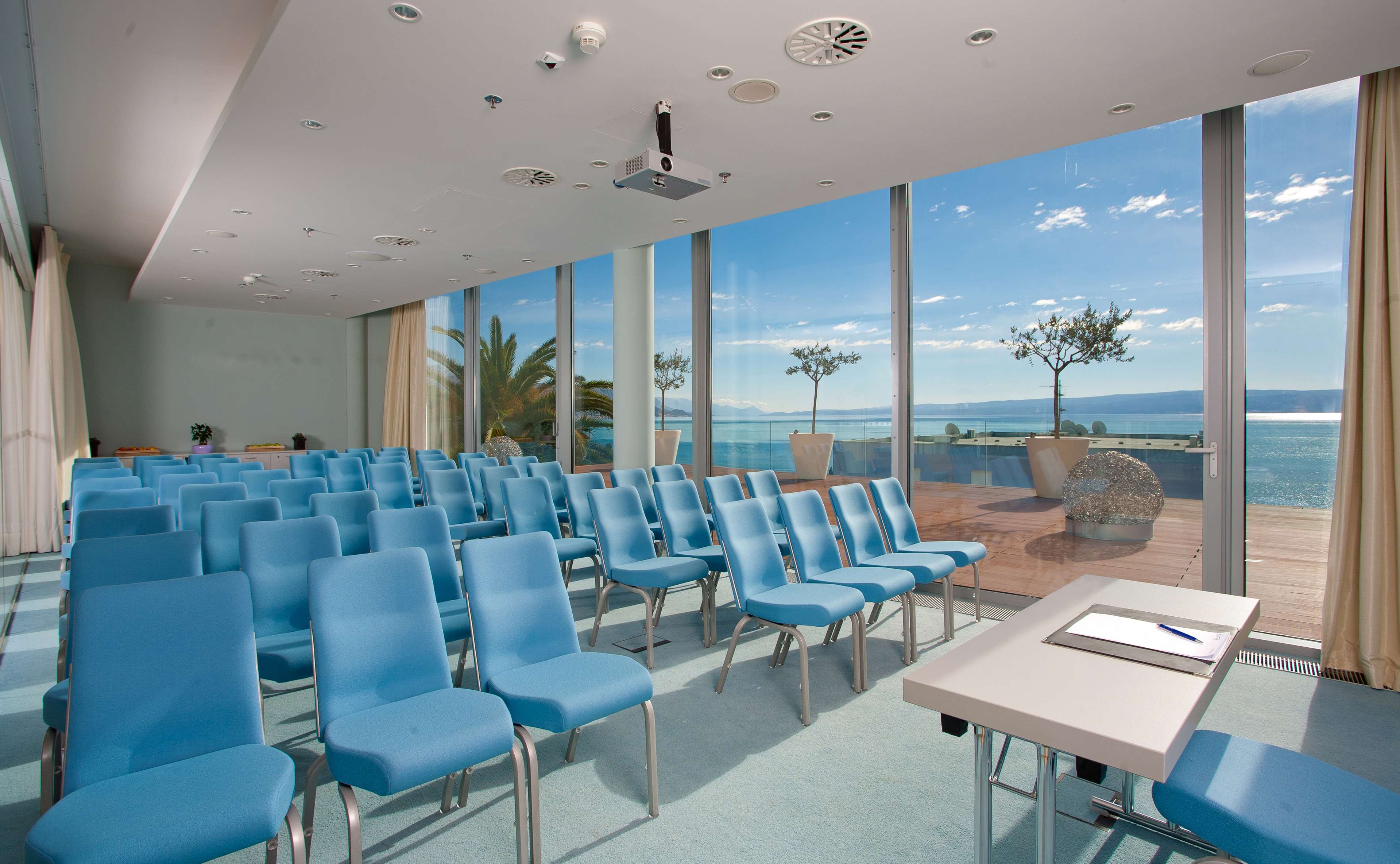Radisson Blu Resort & Spa Split Radisson Blu Resort & Spa Split