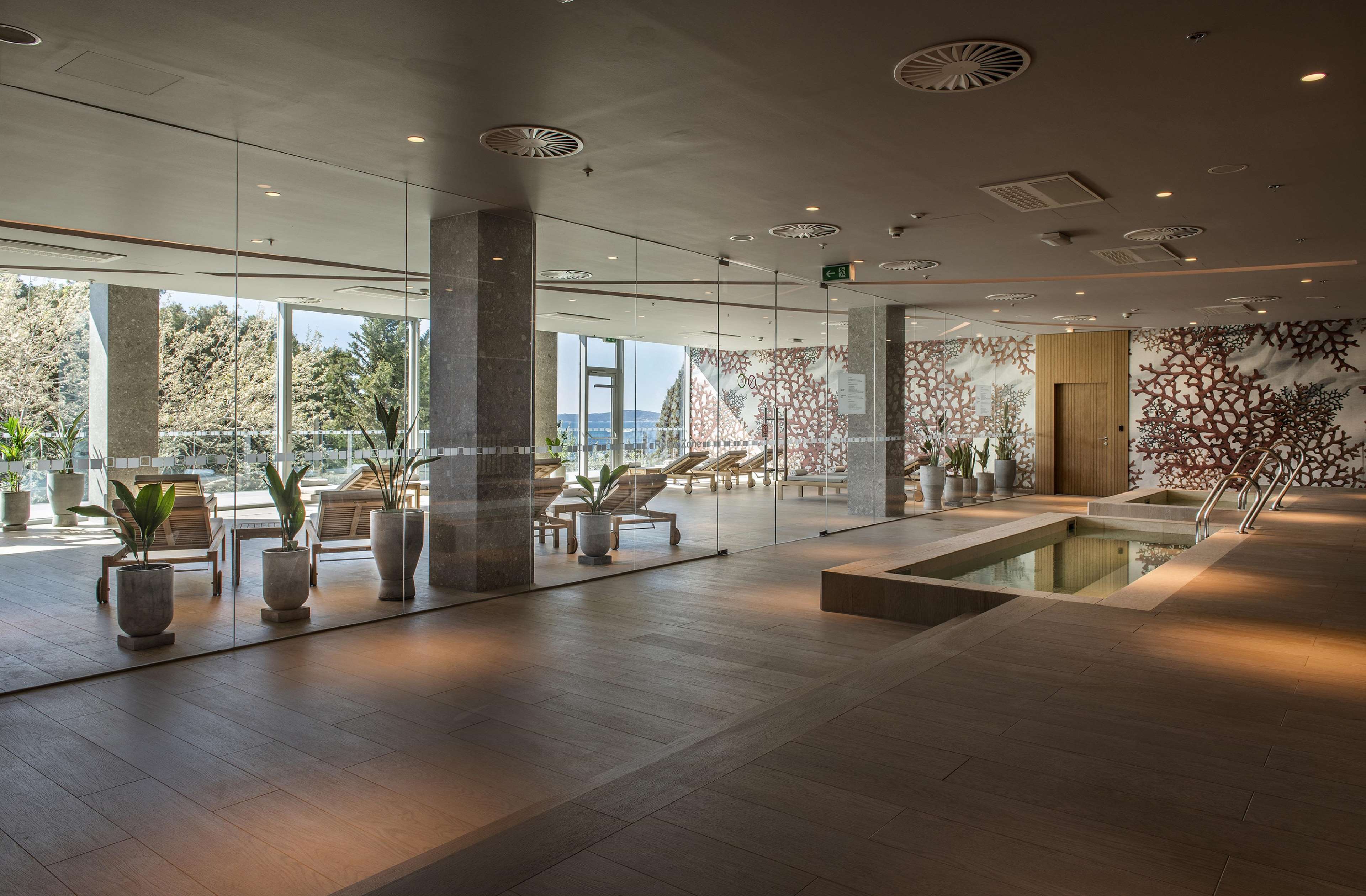 Radisson Blu Resort & Spa Split Radisson Blu Resort & Spa Split