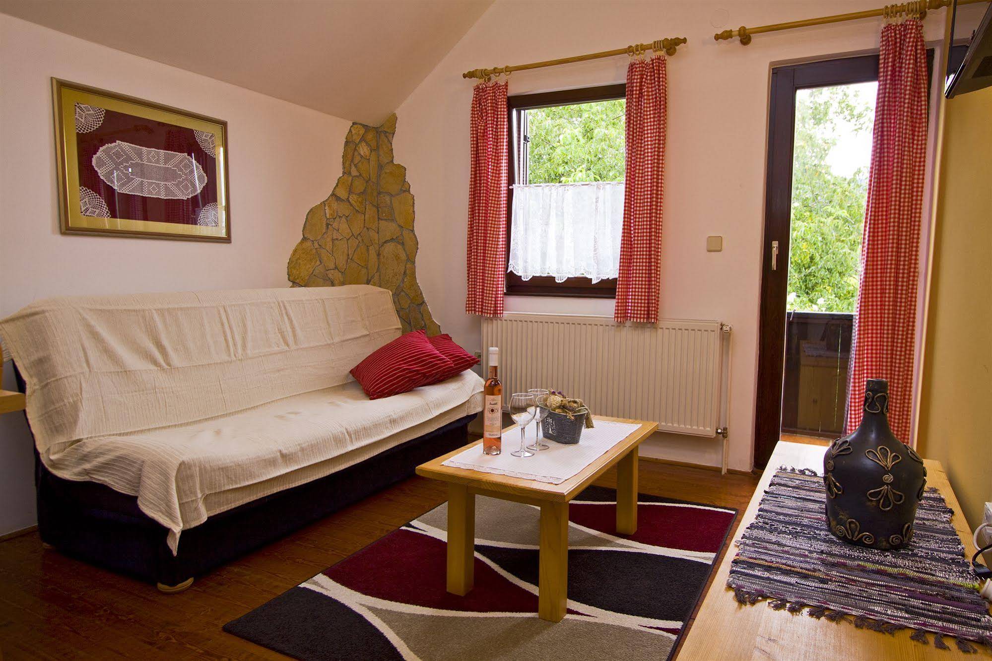 Ethno Garden Apartments Ethno Garden Apartments