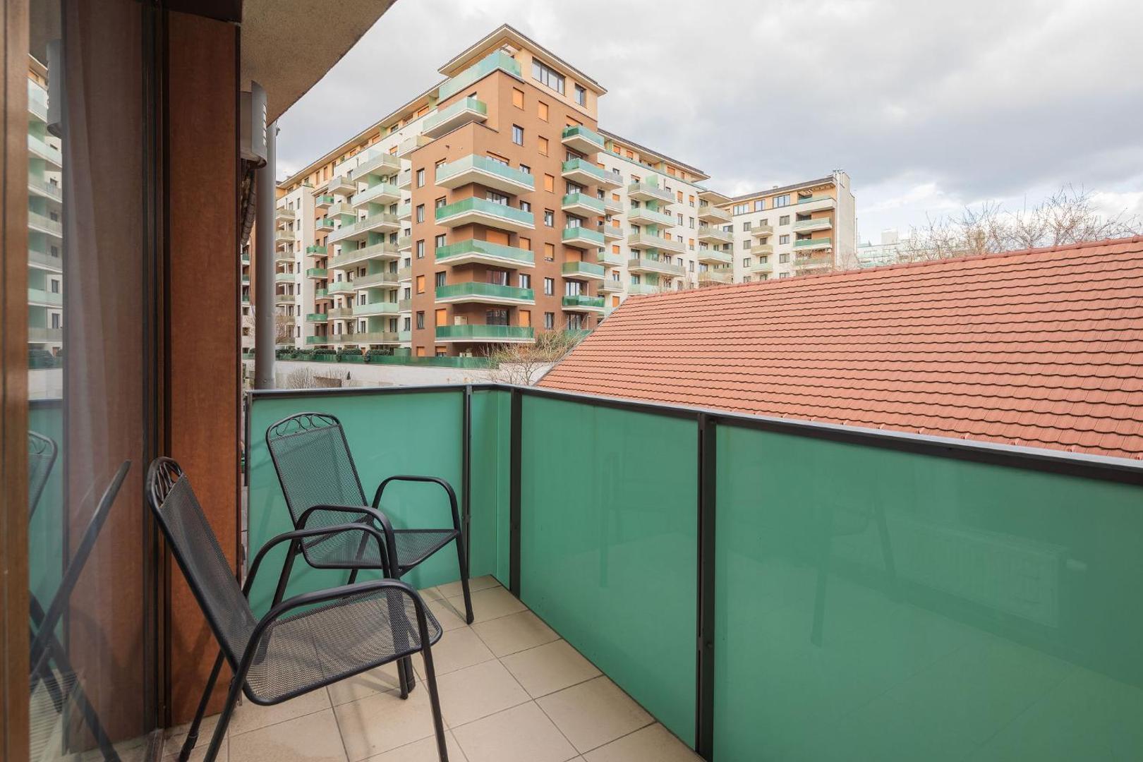 Escala Hotel & Suites Escala Hotel & Suites