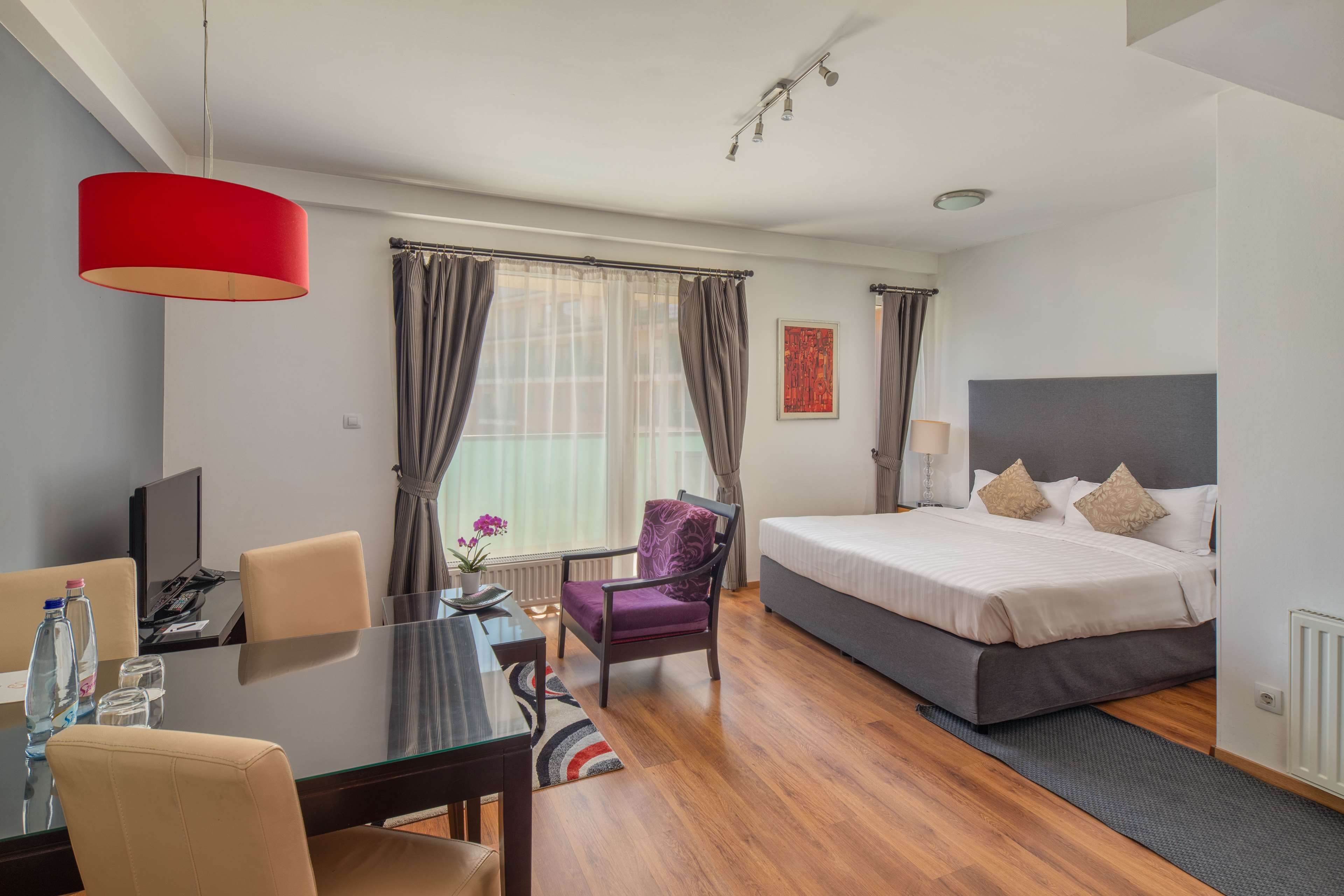 Escala Hotel & Suites Escala Hotel & Suites