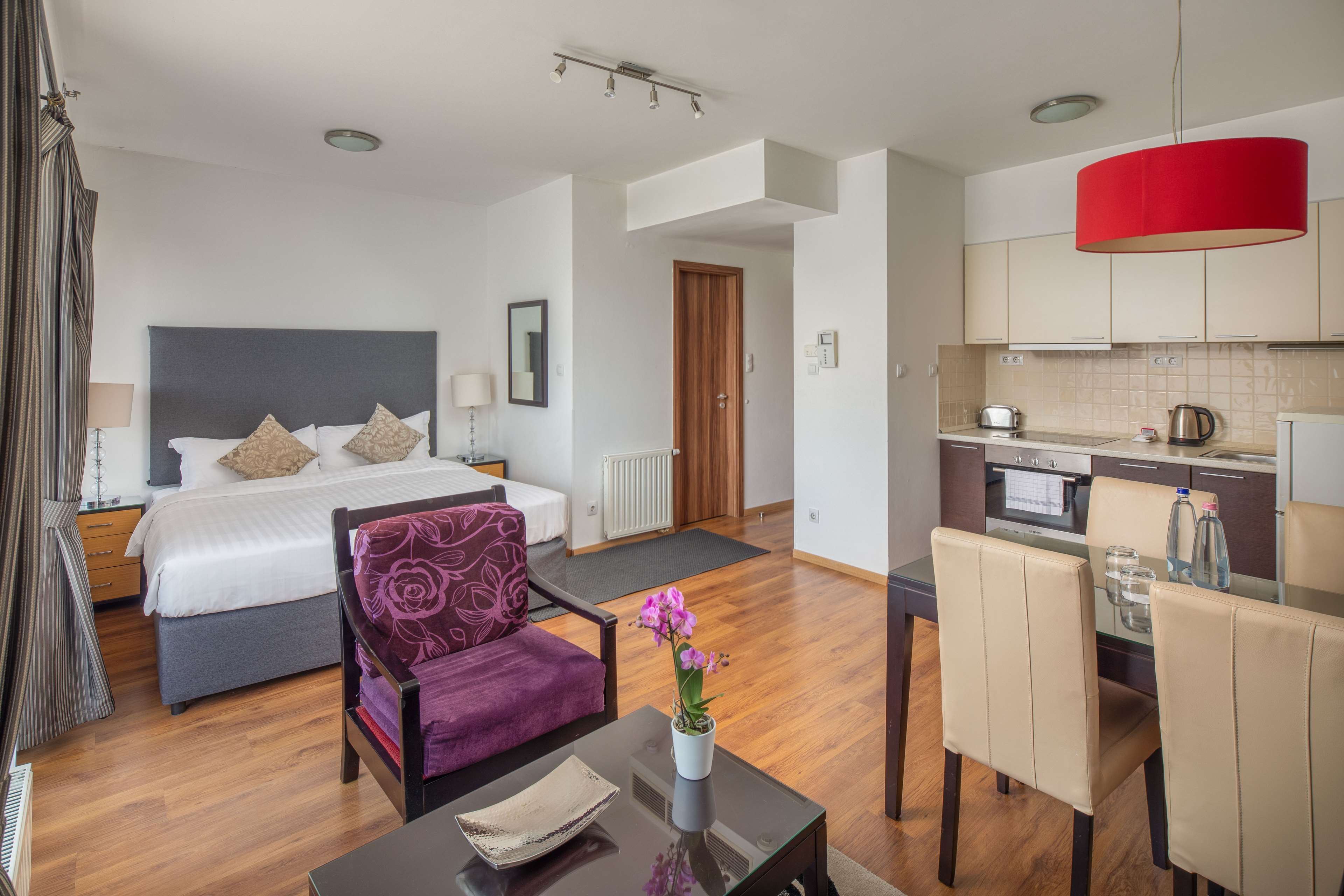Escala Hotel & Suites Escala Hotel & Suites